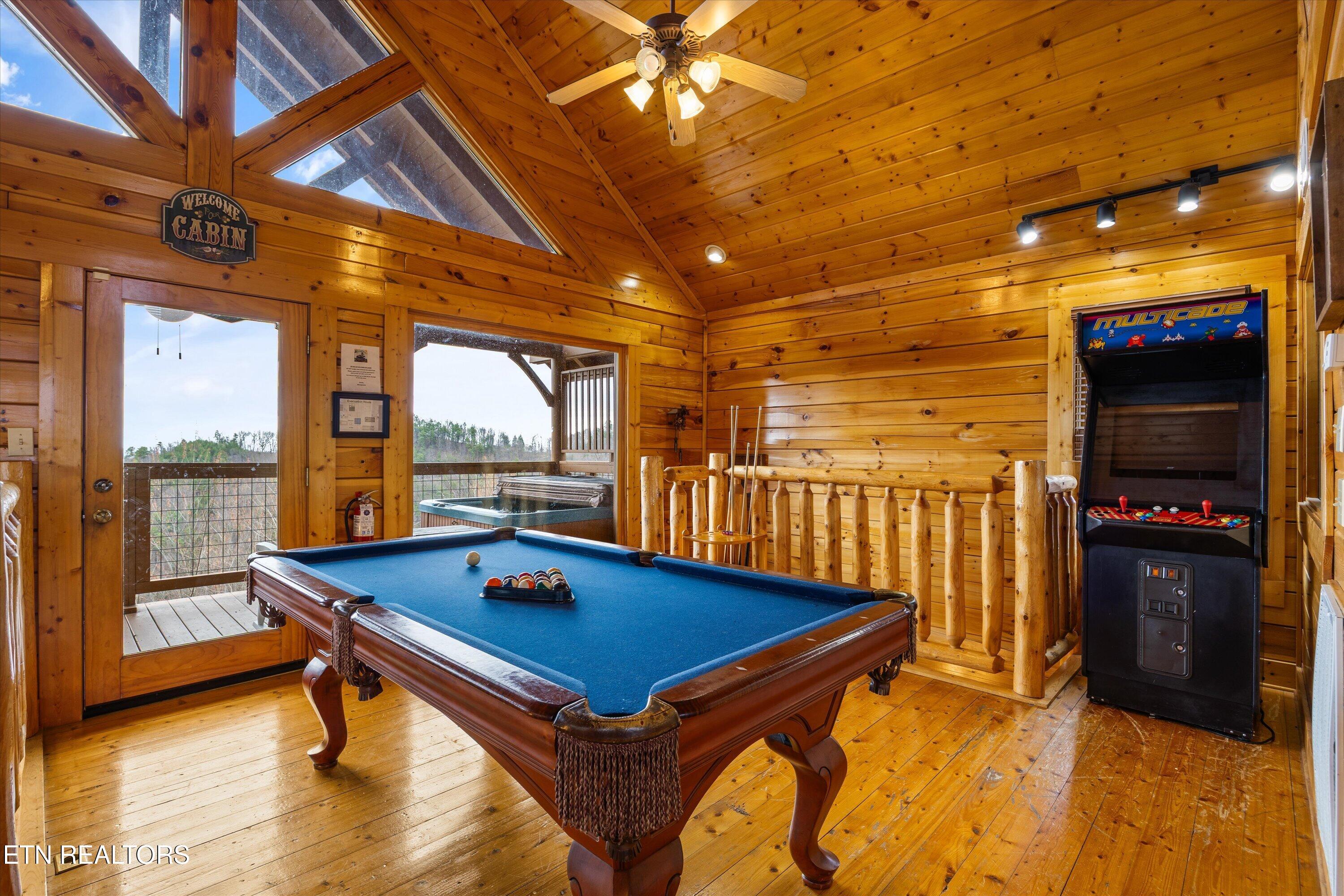 2833 White Oak Ridge Lane Sevierville TN 37862