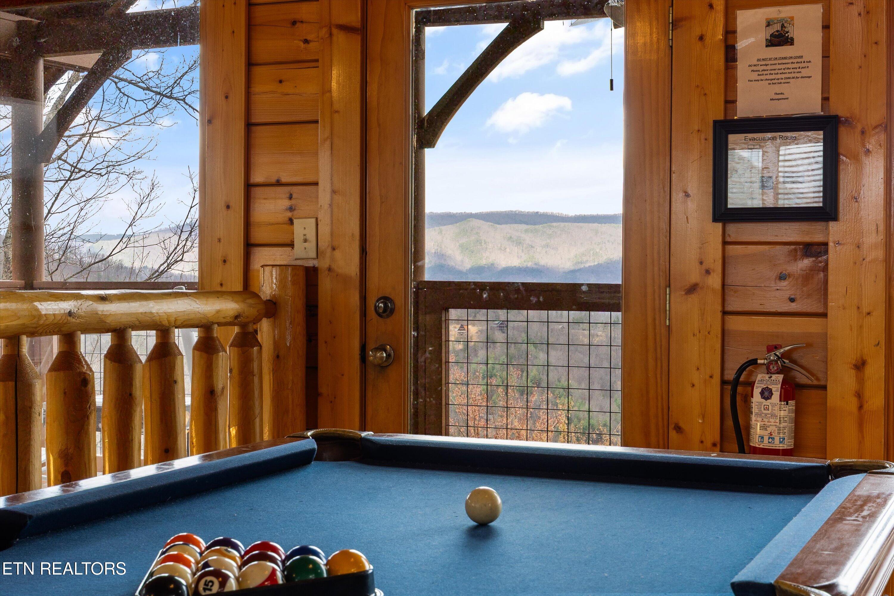 2833 White Oak Ridge Lane Sevierville TN 37862