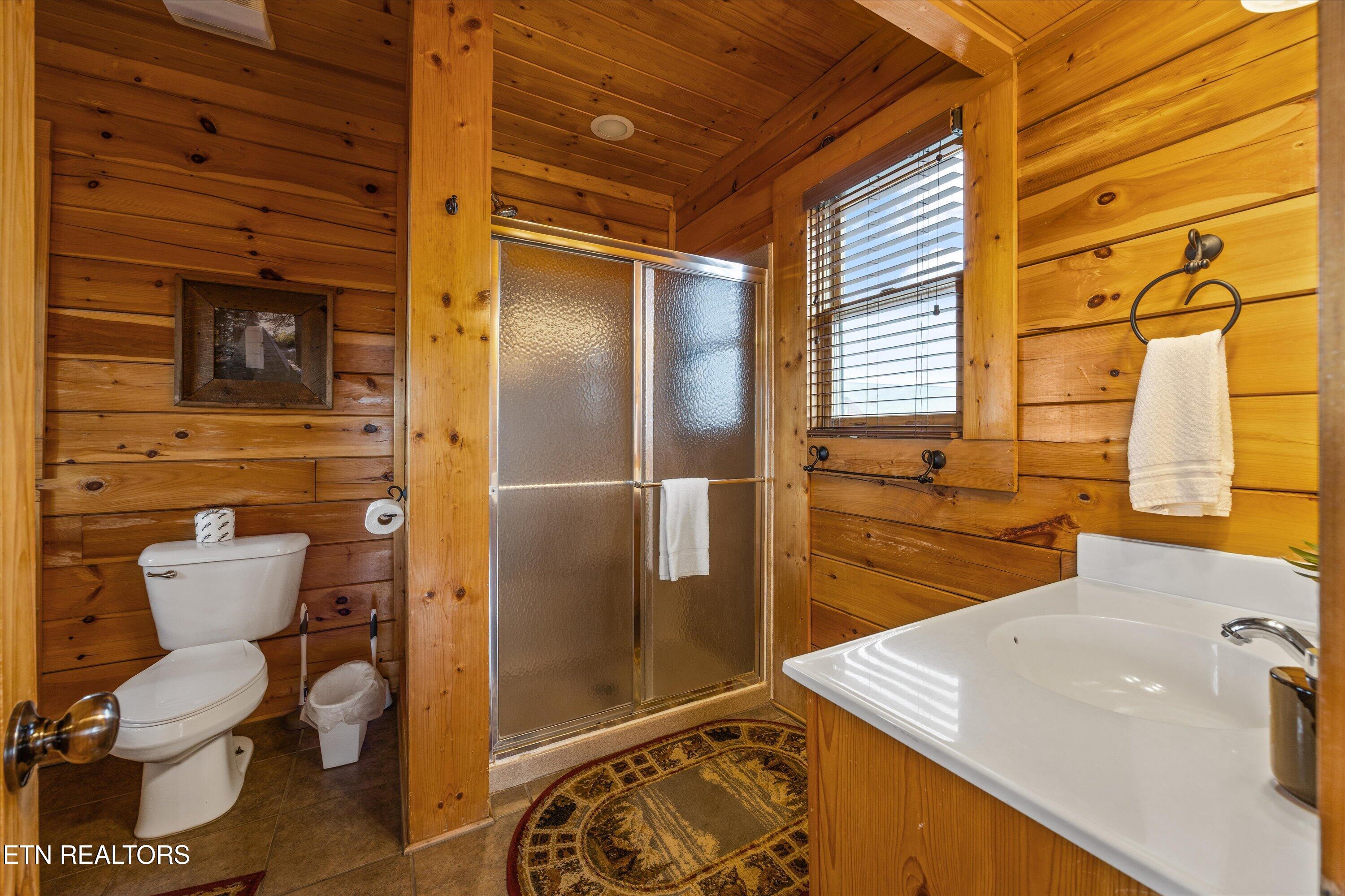 2833 White Oak Ridge Lane Sevierville TN 37862