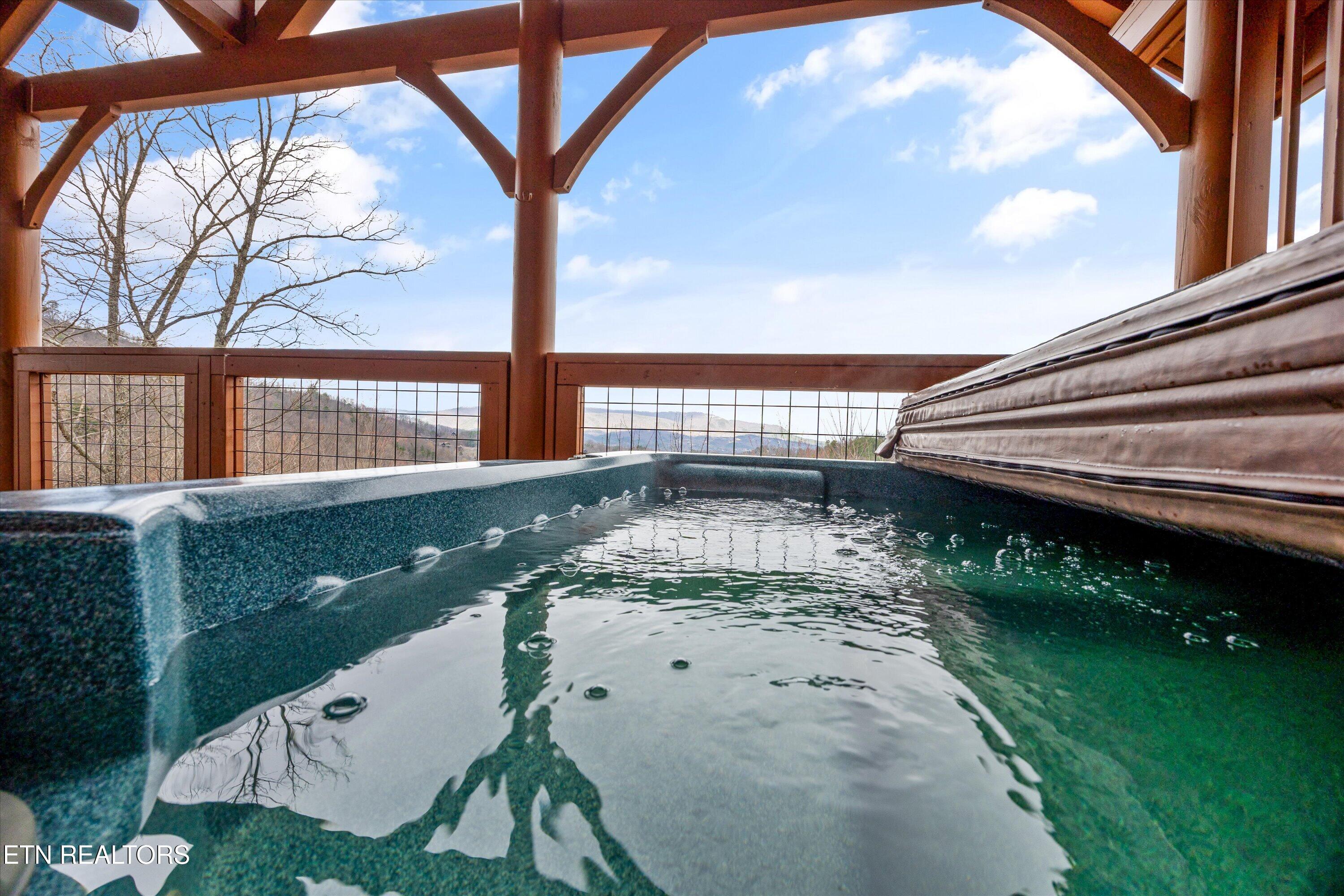 2833 White Oak Ridge Lane Sevierville TN 37862