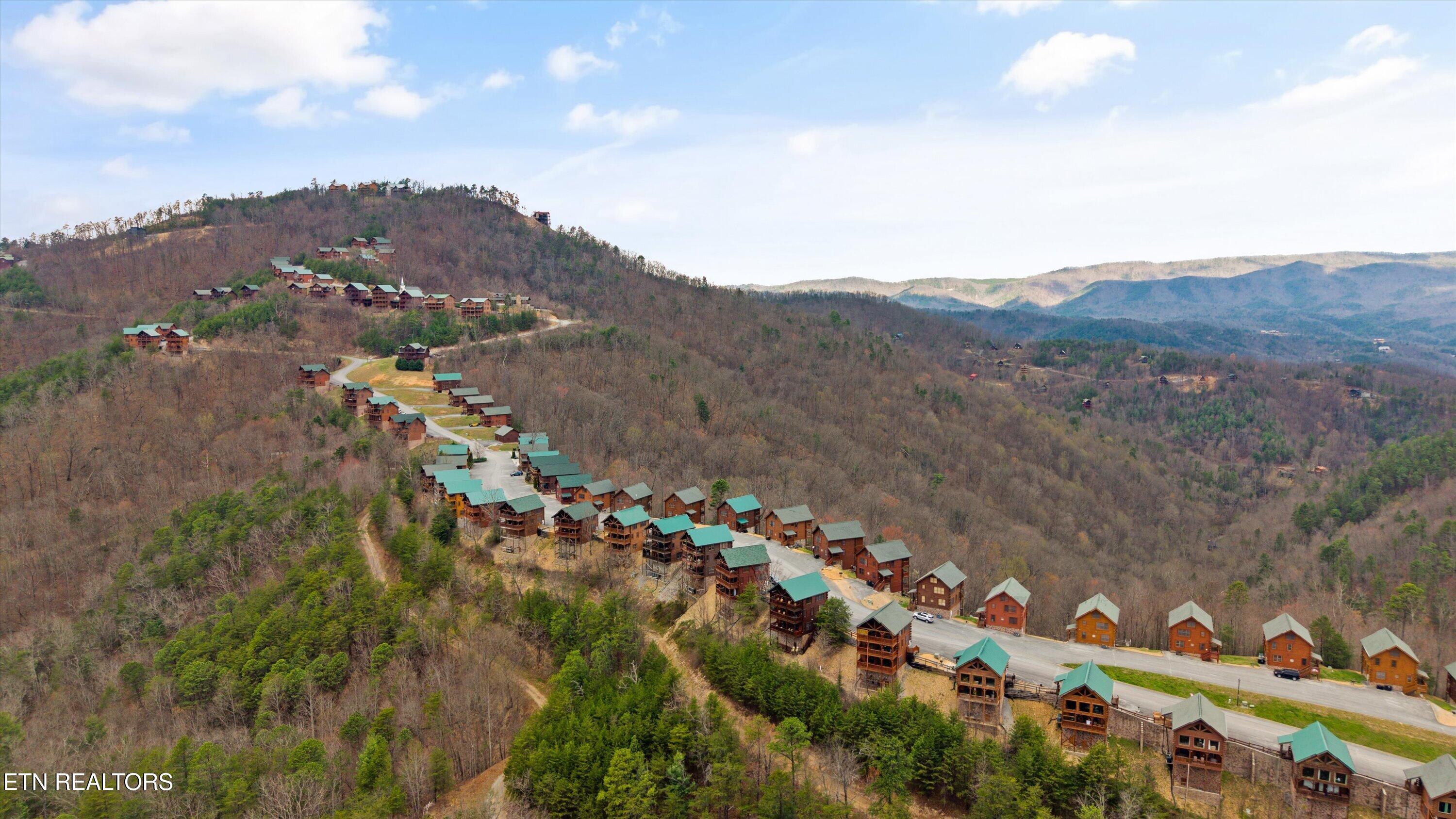 2833 White Oak Ridge Lane Sevierville TN 37862