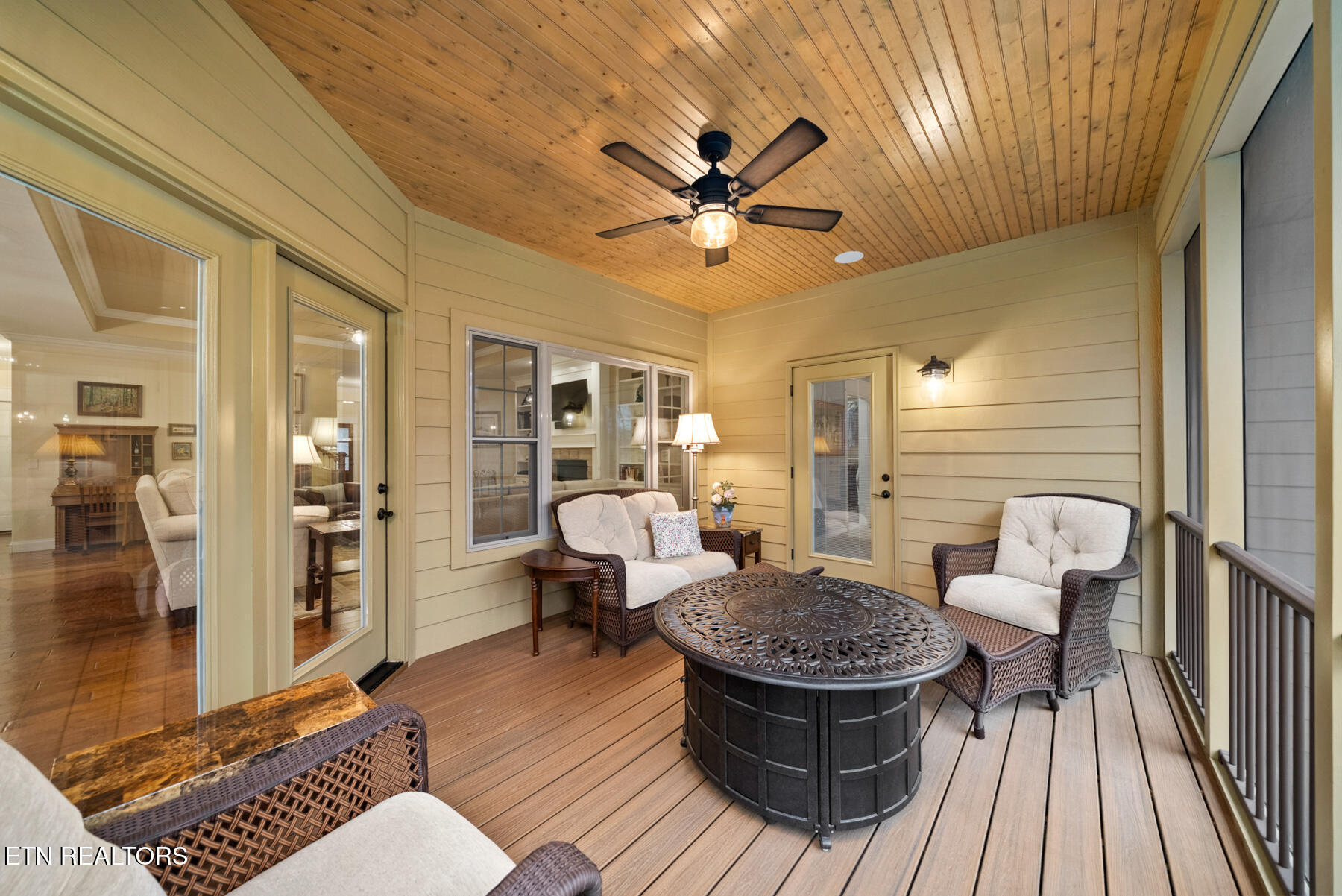 51 Oak Leaf Circle Fairfield Glade TN 38558