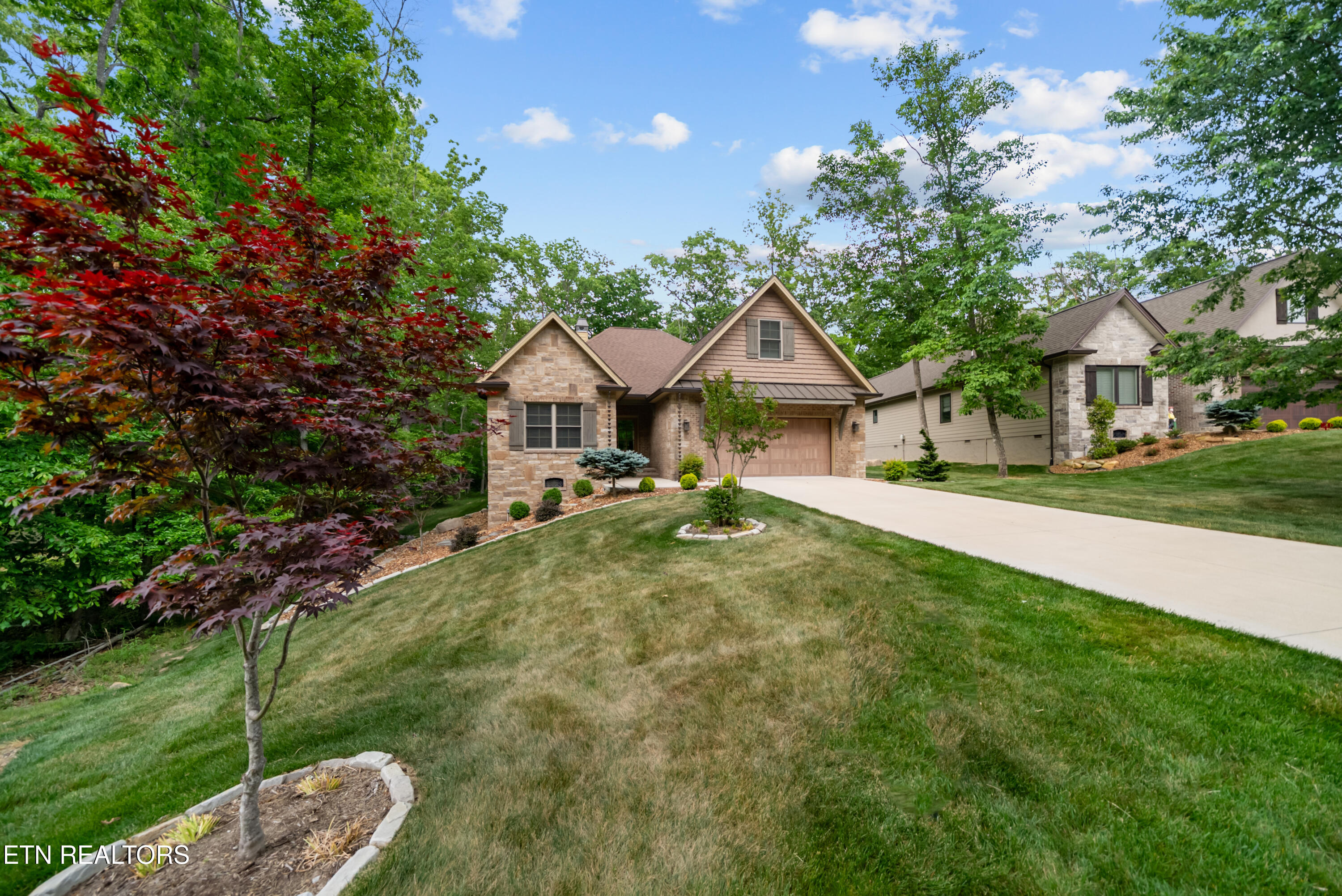 51 Oak Leaf Circle Fairfield Glade TN 38558