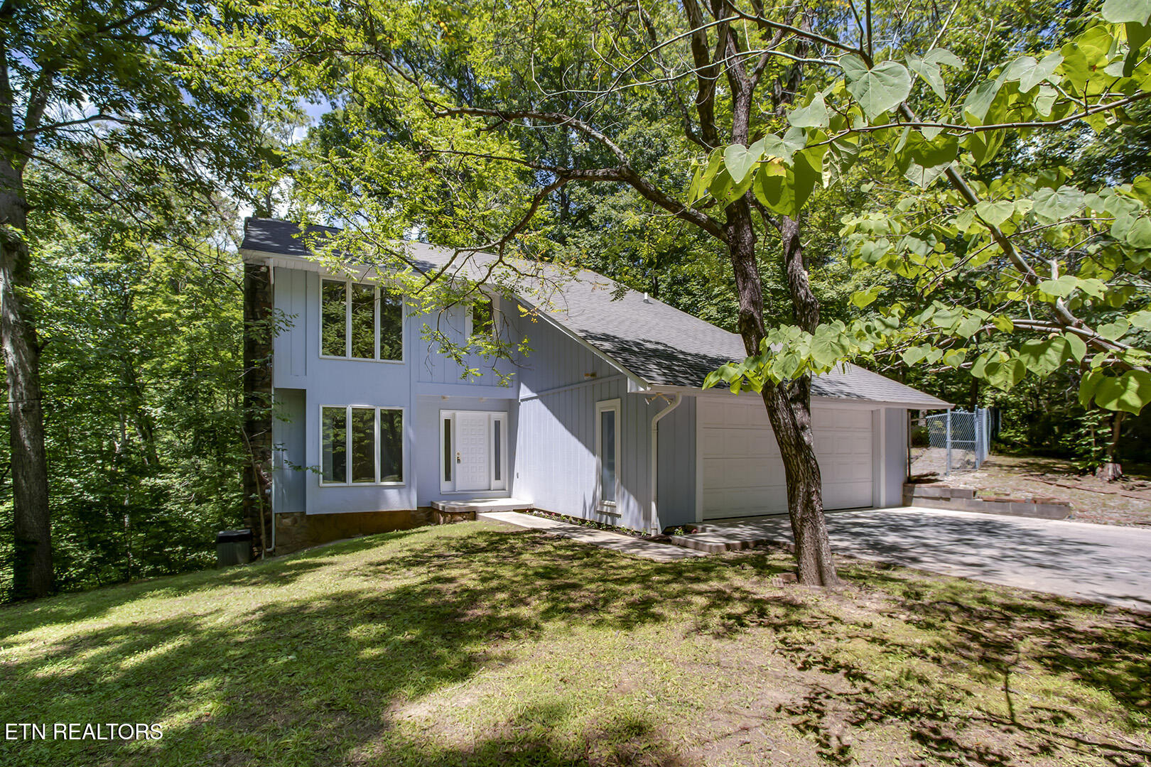 1560 Bluebird Cove Lane Sevierville TN 37862