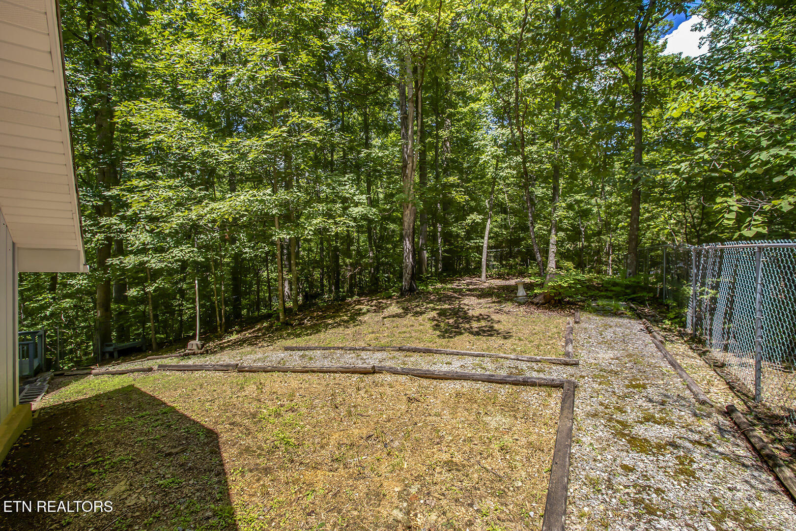 1560 Bluebird Cove Lane Sevierville TN 37862