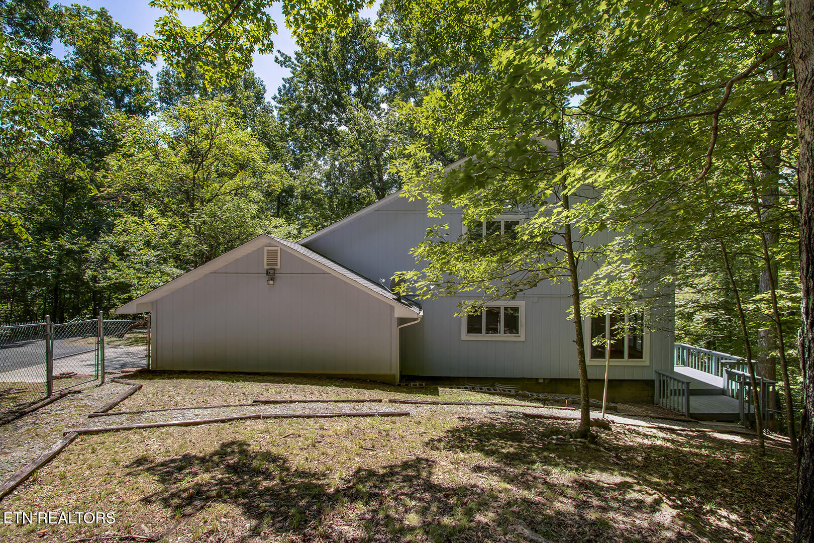 1560 Bluebird Cove Lane Sevierville TN 37862