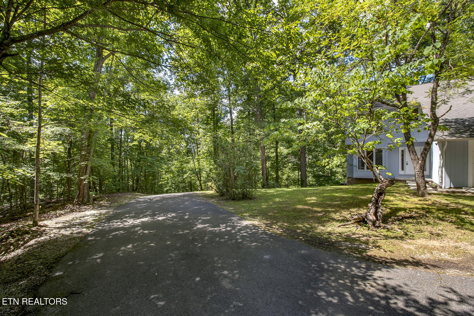 1560 Bluebird Cove Lane Sevierville TN 37862