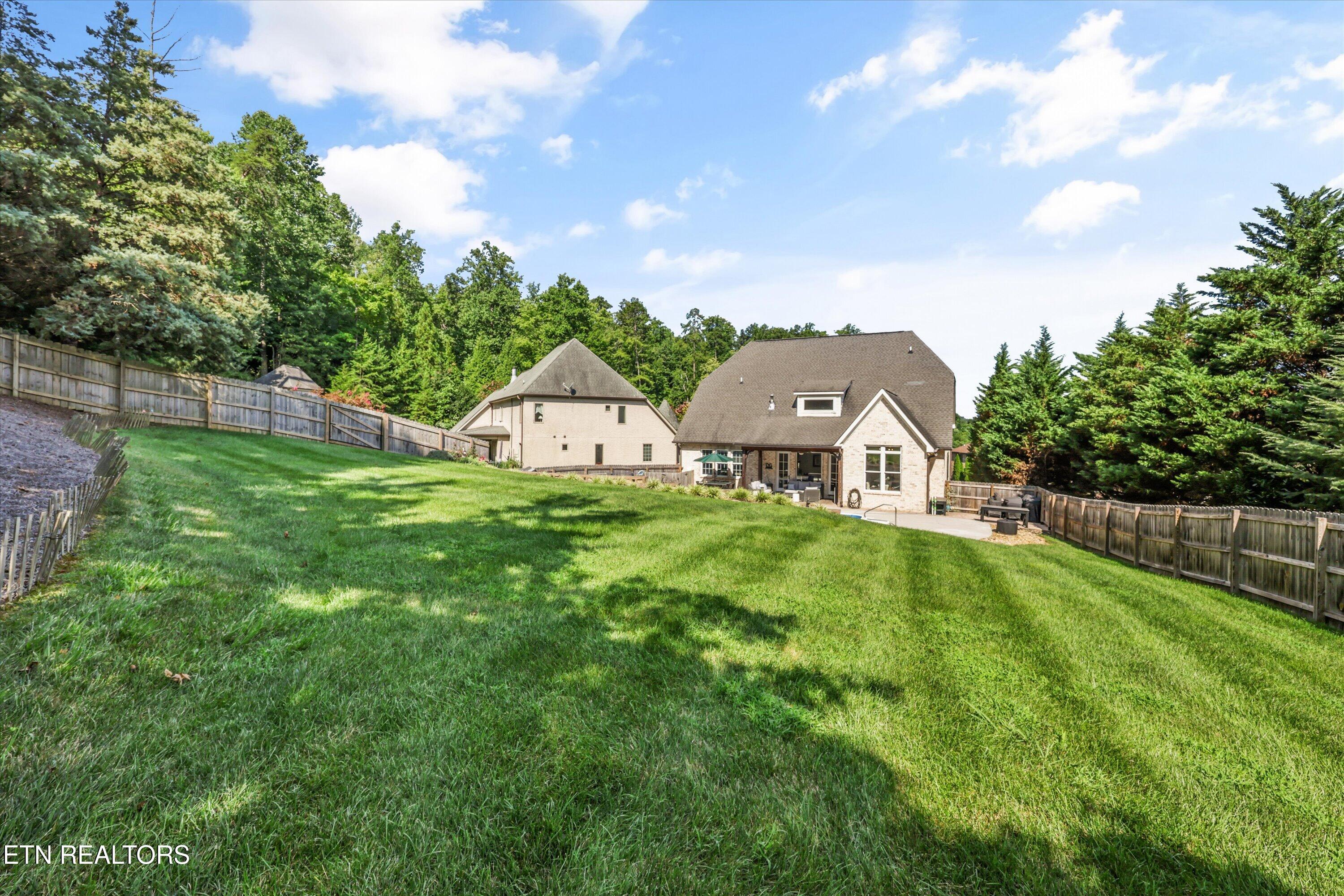 8206 Meadow Falls Lane Knoxville TN 37931