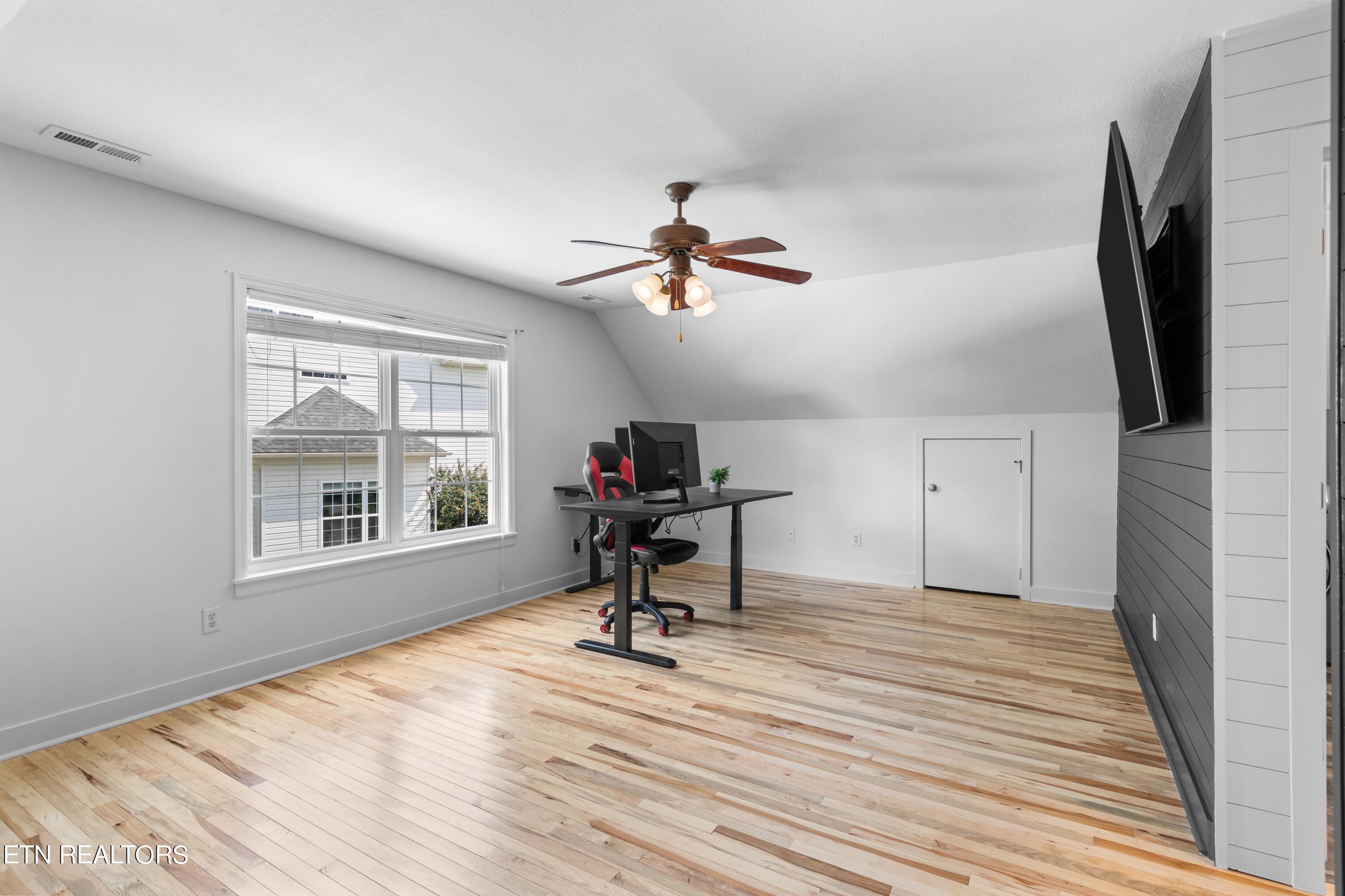 12509 Coral Reef Circle Knoxville TN 37922
