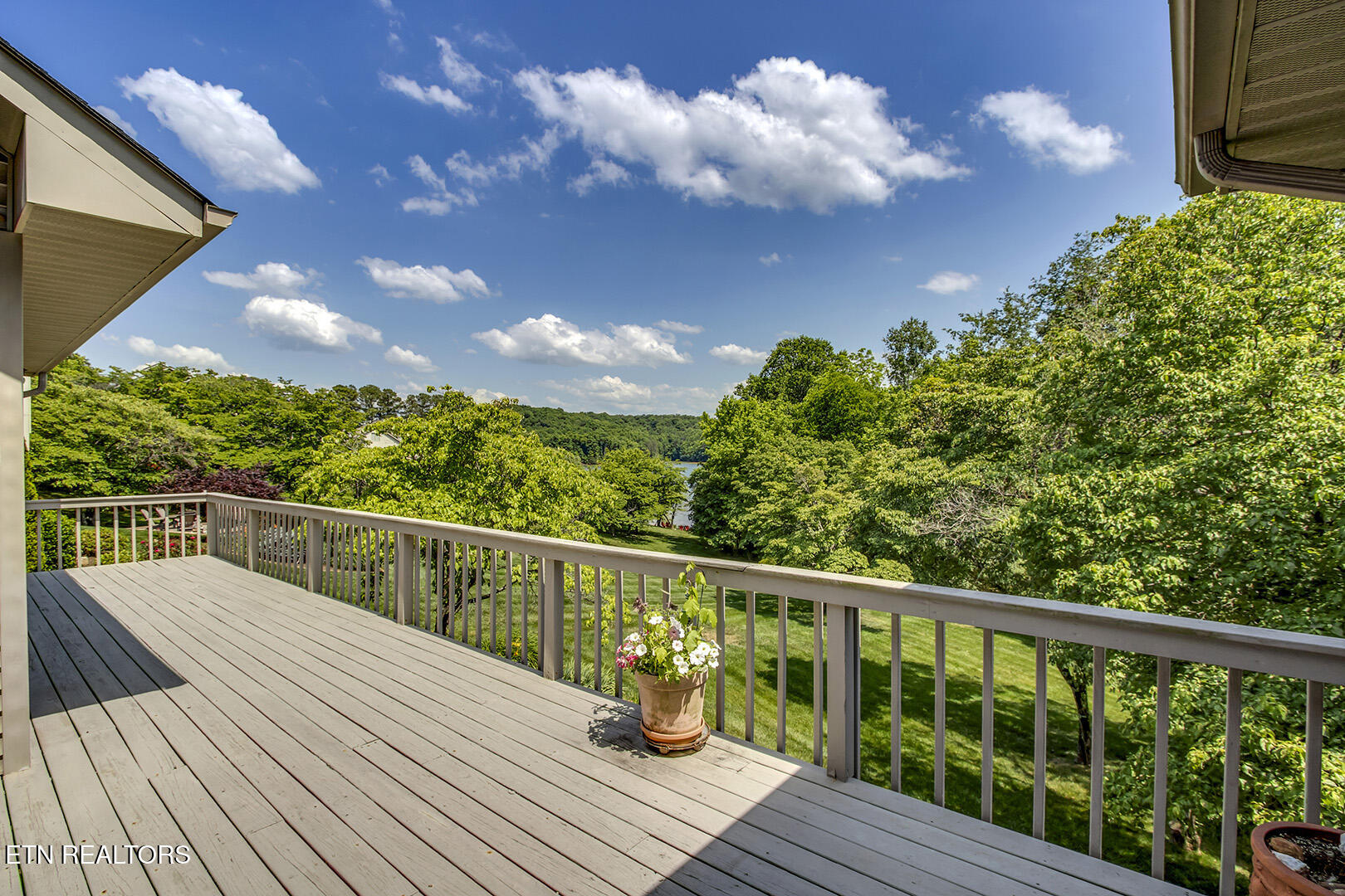 110 Kiowa Way Loudon TN 37774