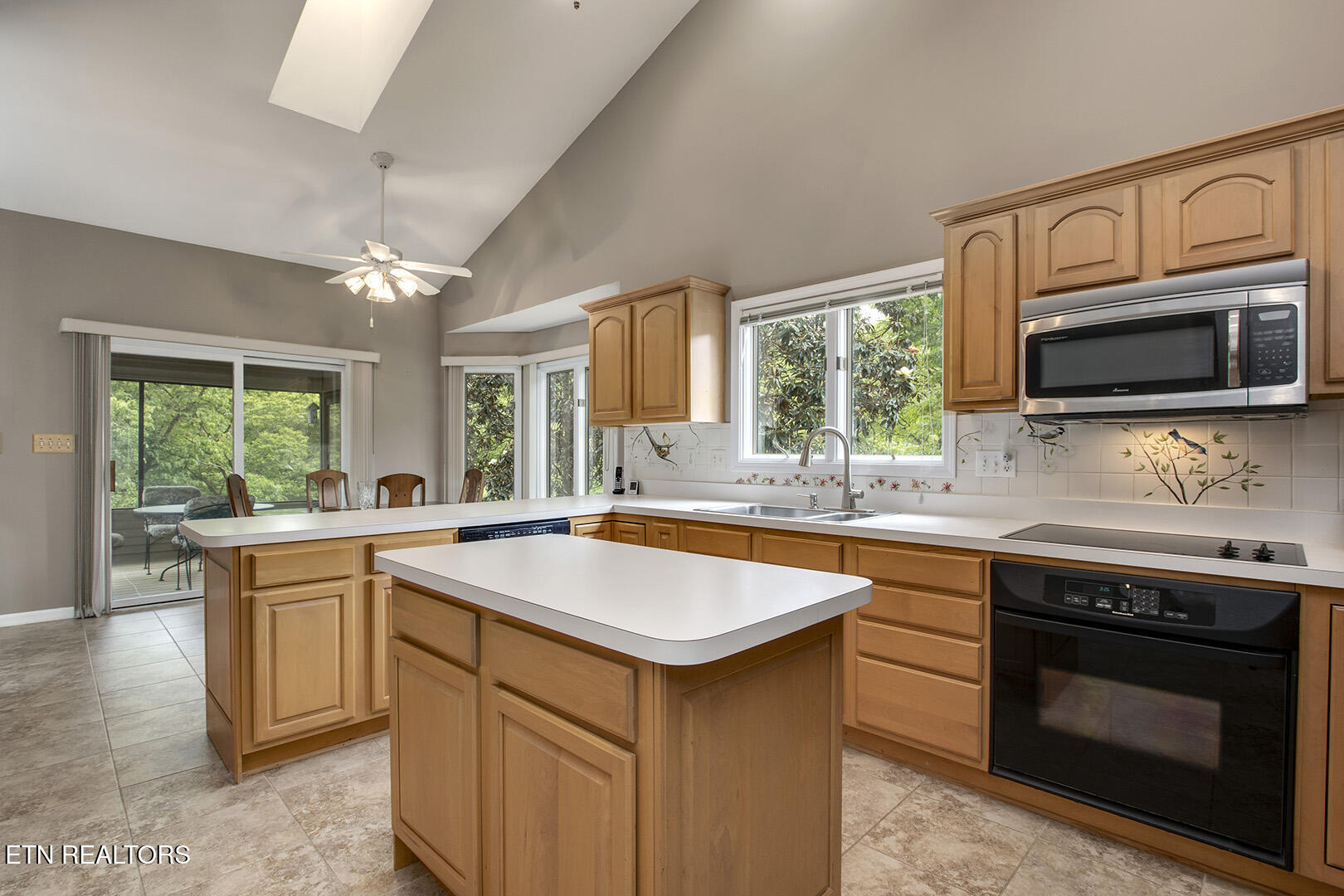 110 Kiowa Way Loudon TN 37774