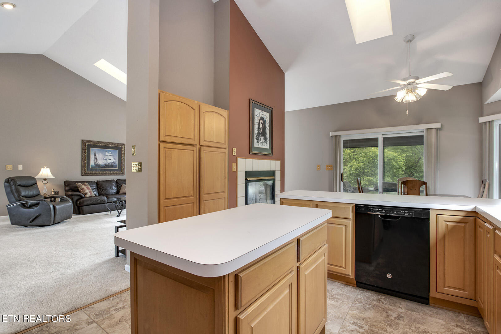 110 Kiowa Way Loudon TN 37774