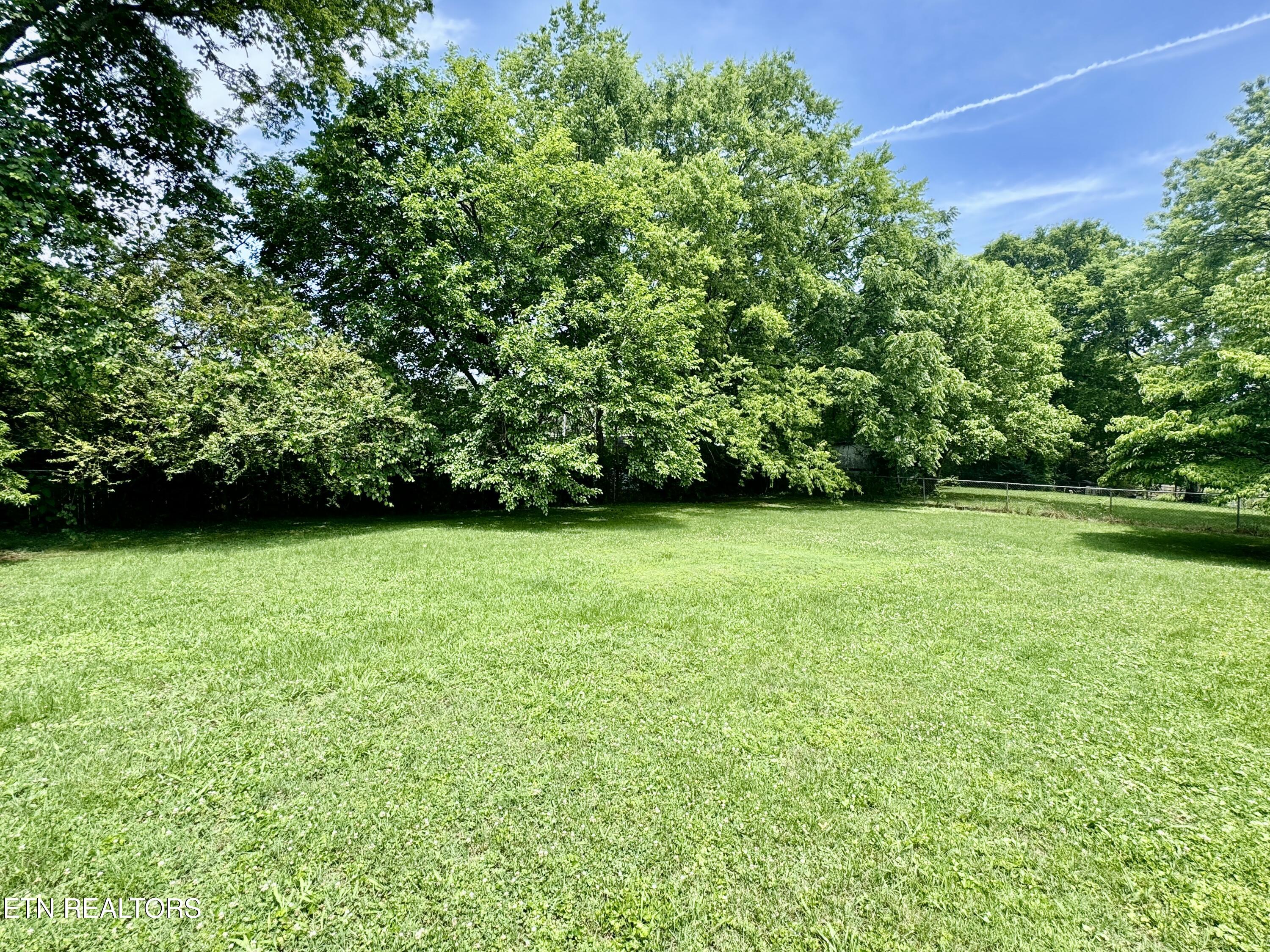 1703 Charles Drive Knoxville TN 37918