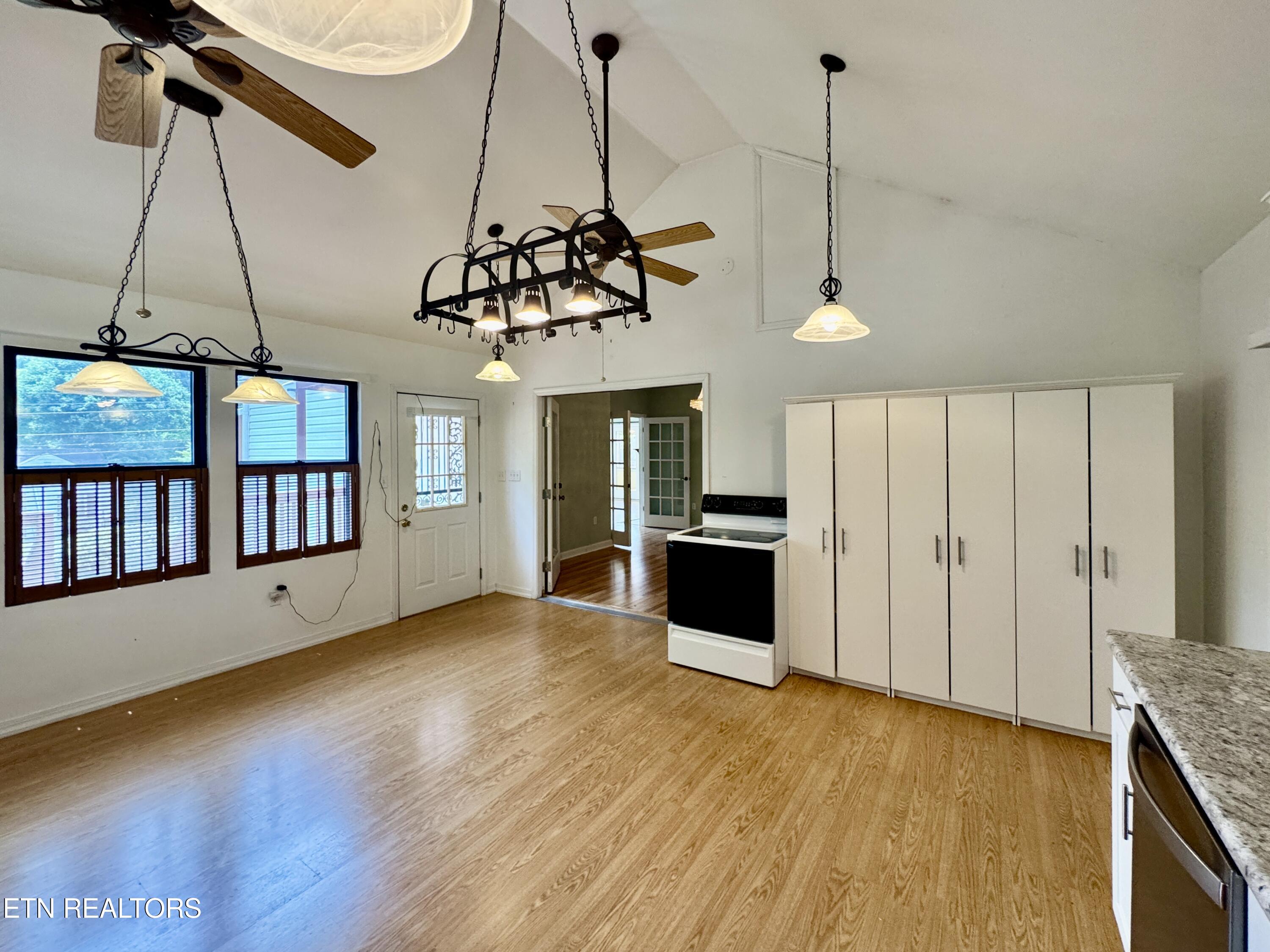 1703 Charles Drive Knoxville TN 37918