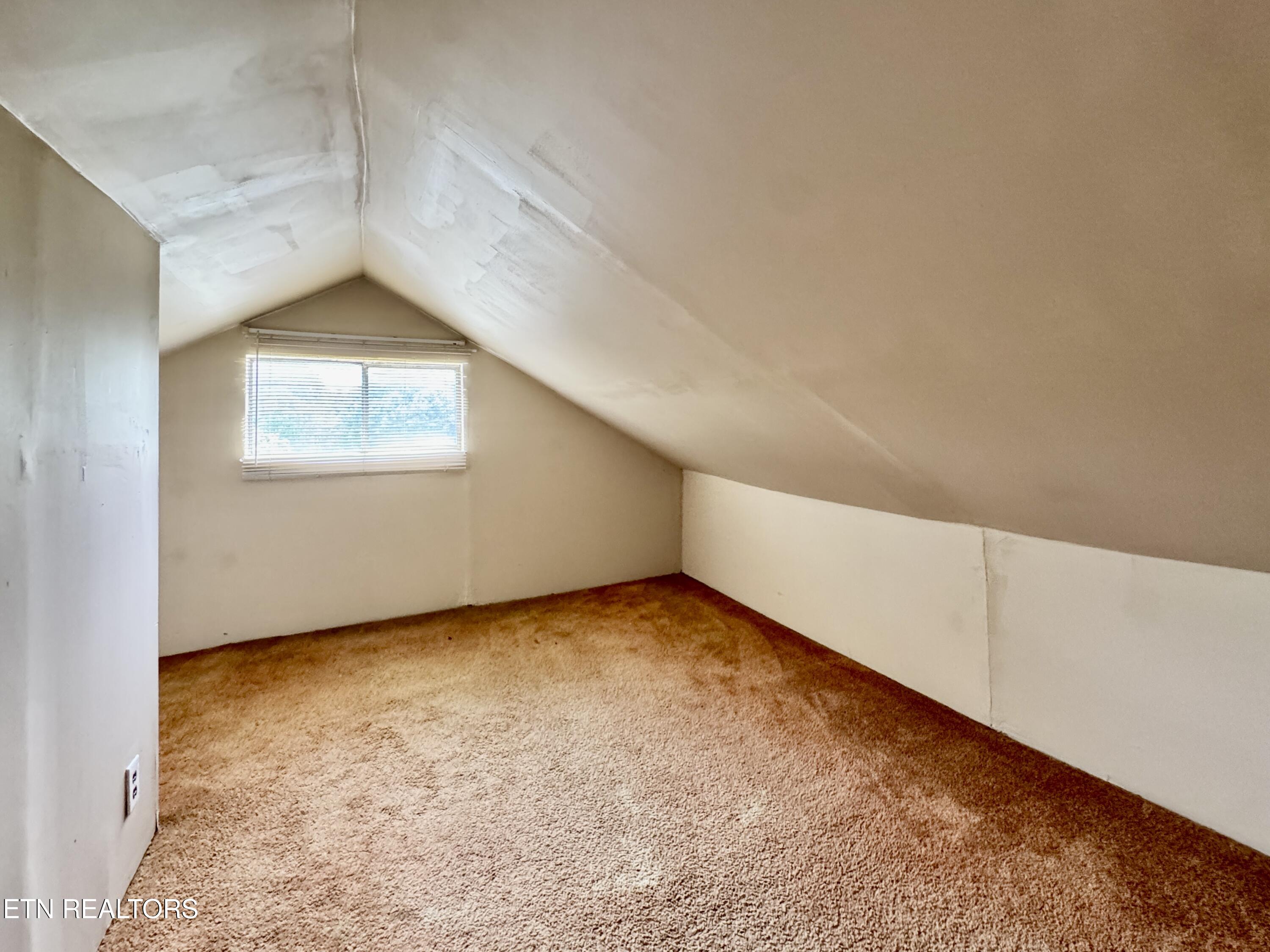 1703 Charles Drive Knoxville TN 37918