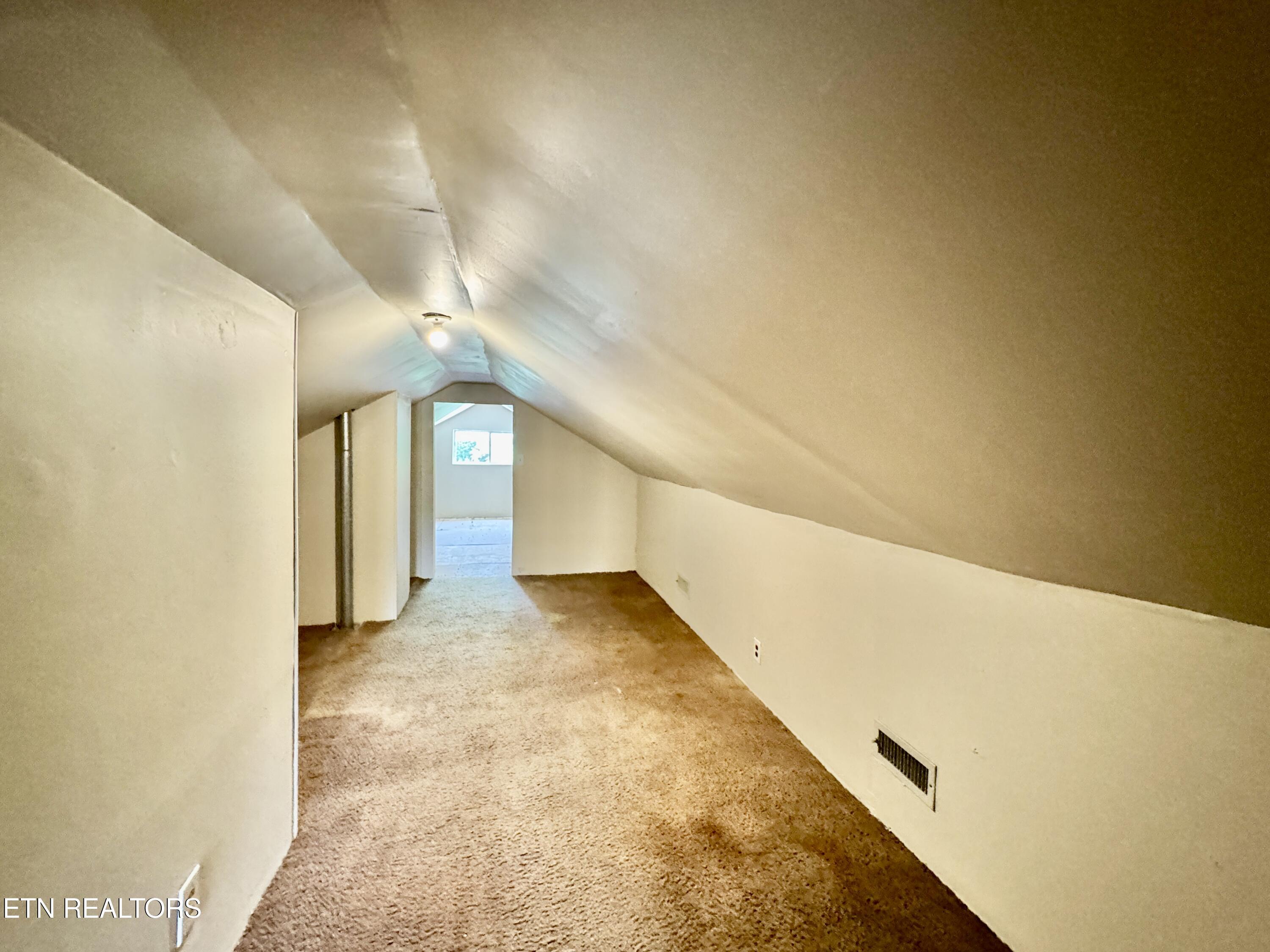 1703 Charles Drive Knoxville TN 37918