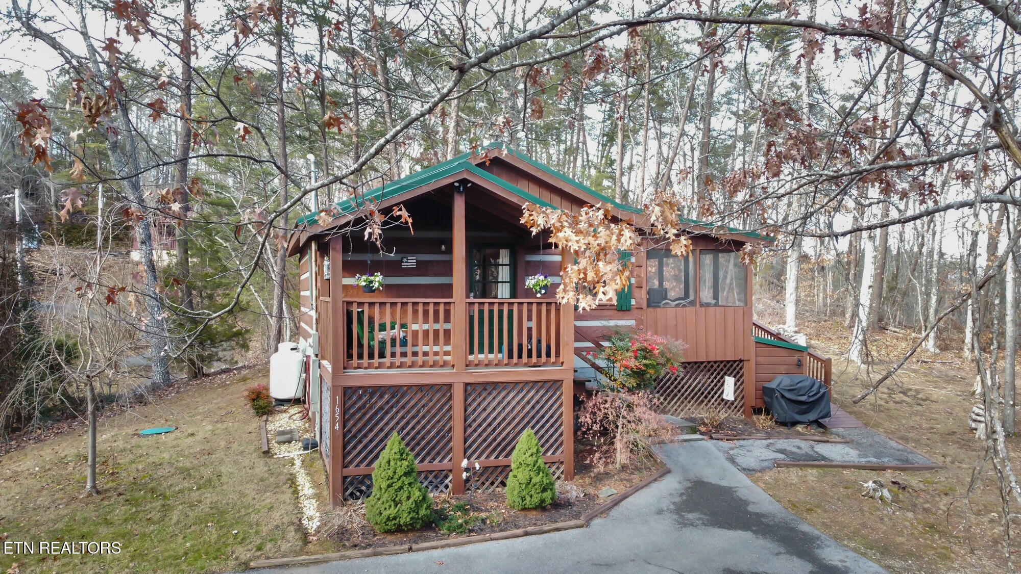 1654 S Mountain View Road Sevierville TN 37876