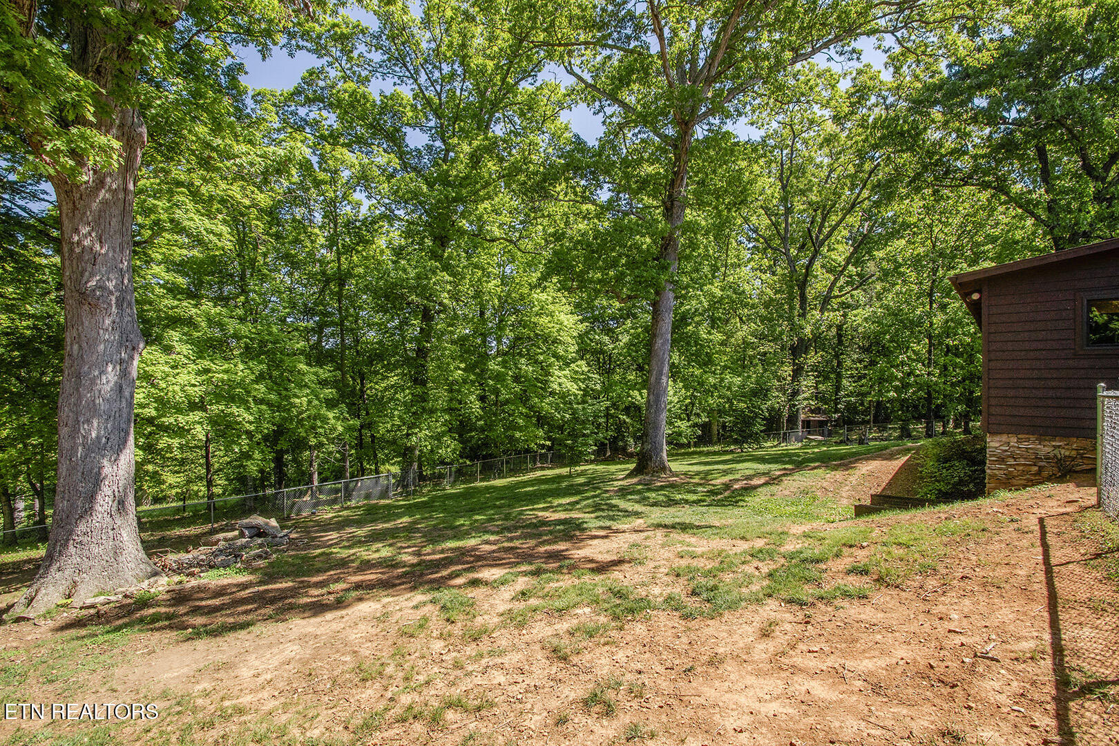 1902 Fain Cemetery Road Dandridge TN 37725