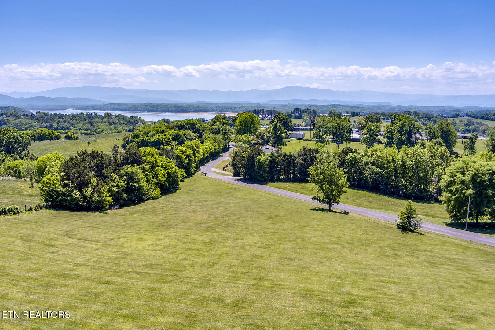1902 Fain Cemetery Road Dandridge TN 37725