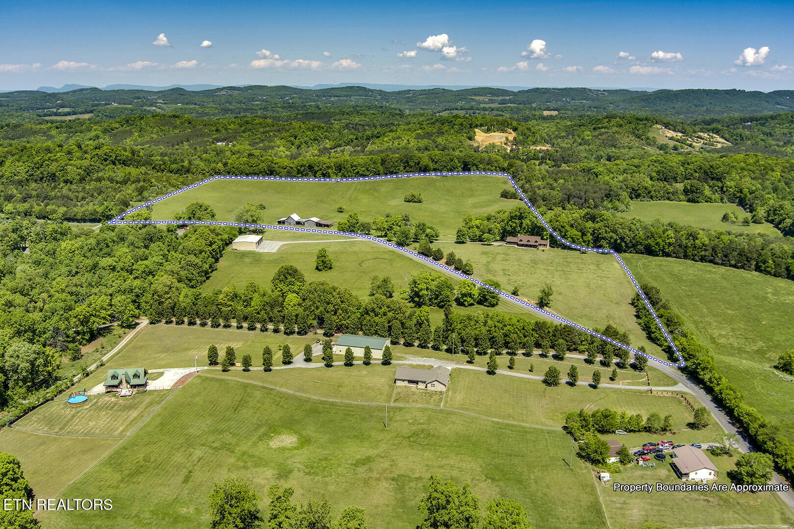 1902 Fain Cemetery Road Dandridge TN 37725