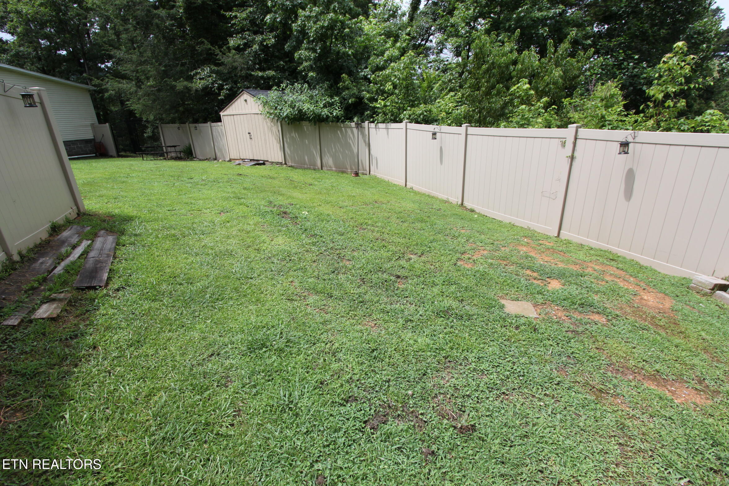 1150 Tranquility Hills Way Cosby TN 37722