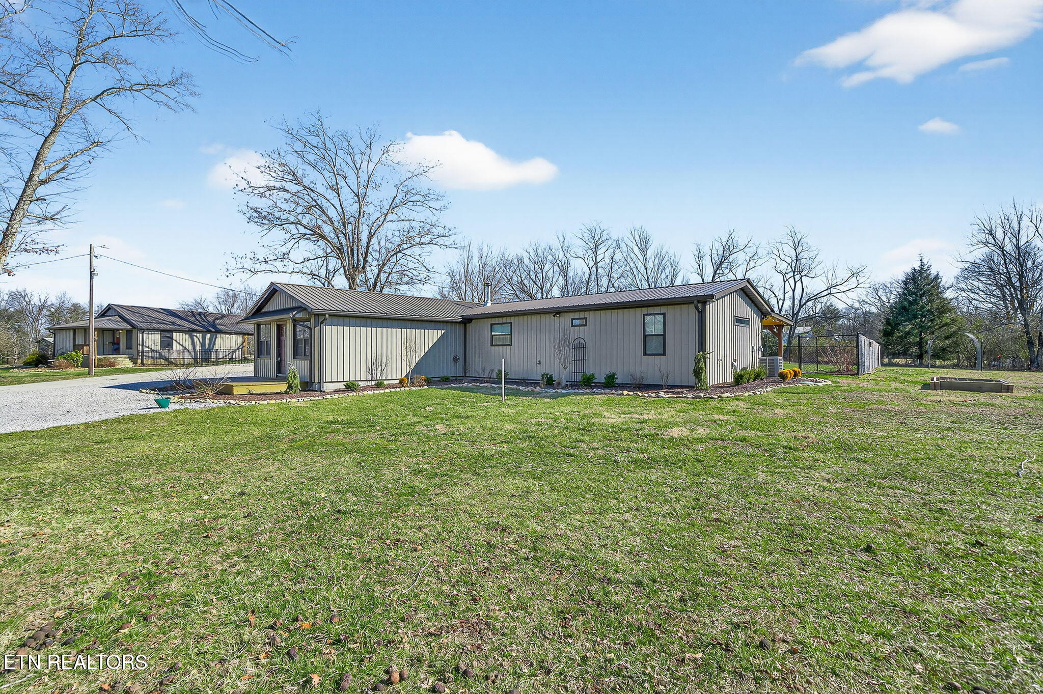 2490 Chestnut Hill Road Crossville TN 38571