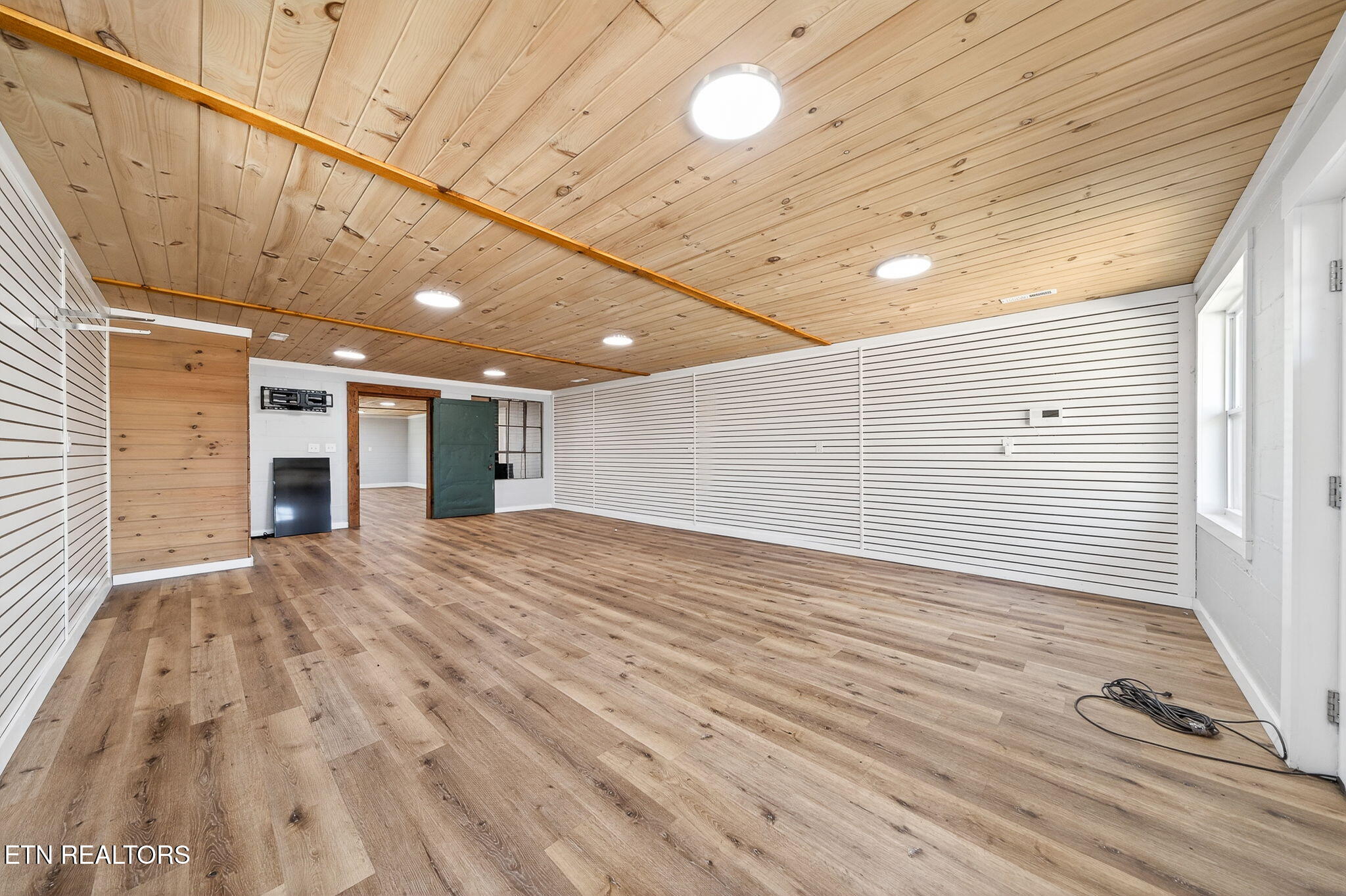 2490 Chestnut Hill Road Crossville TN 38571
