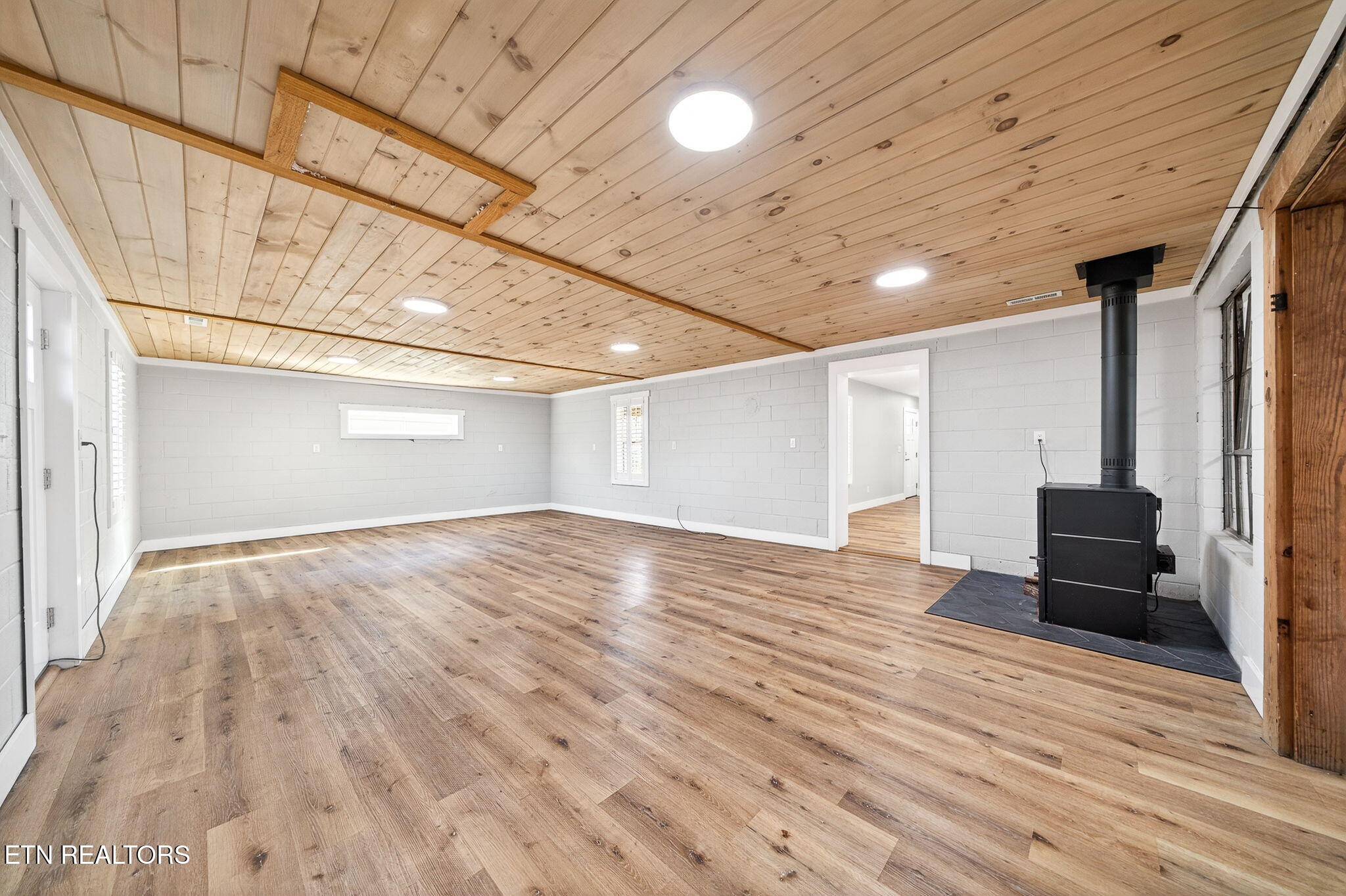 2490 Chestnut Hill Road Crossville TN 38571