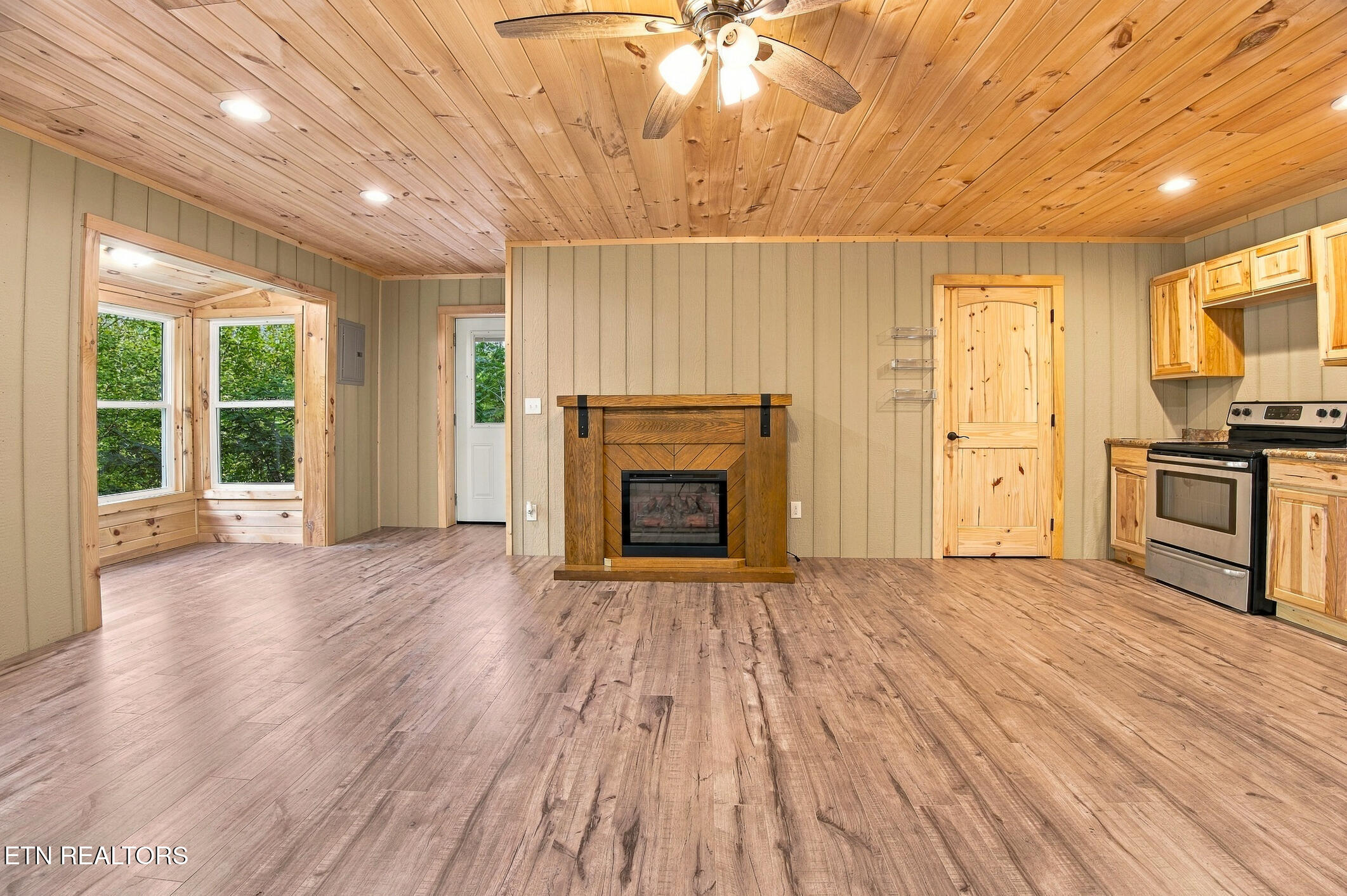 2912 Kettle Creek Way Sevierville TN 37876
