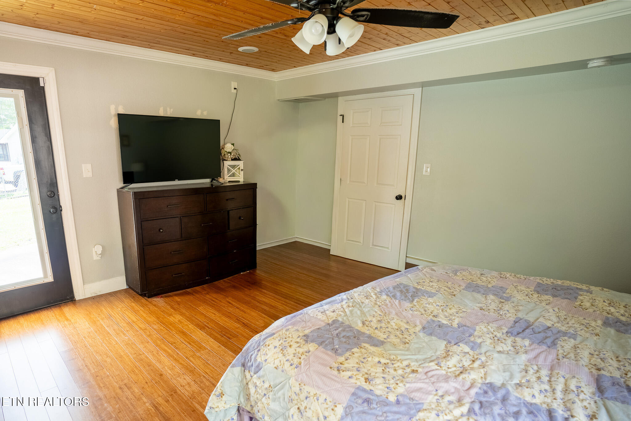 663 W Hills Drive Harriman TN 37748