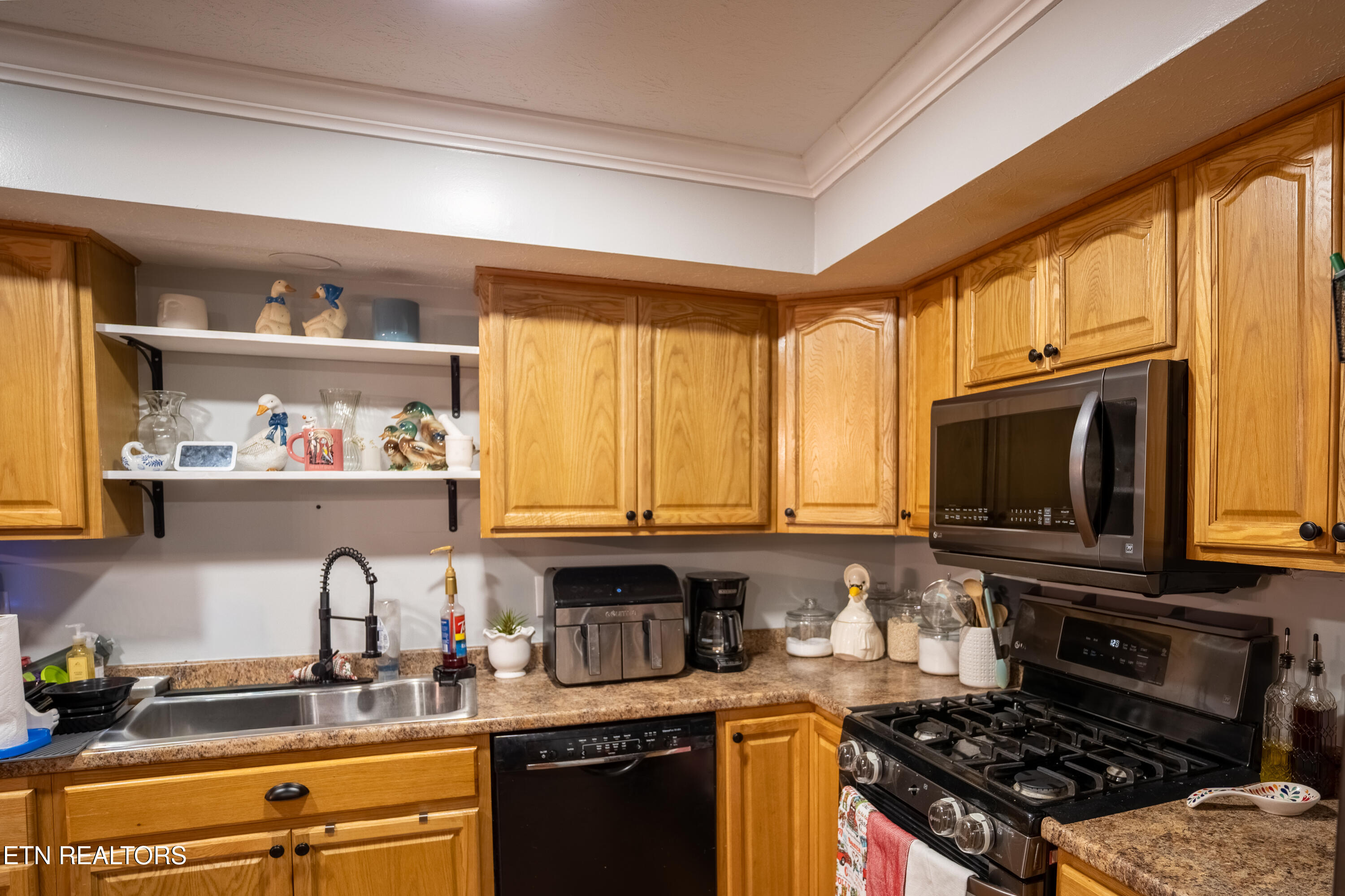 663 W Hills Drive Harriman TN 37748