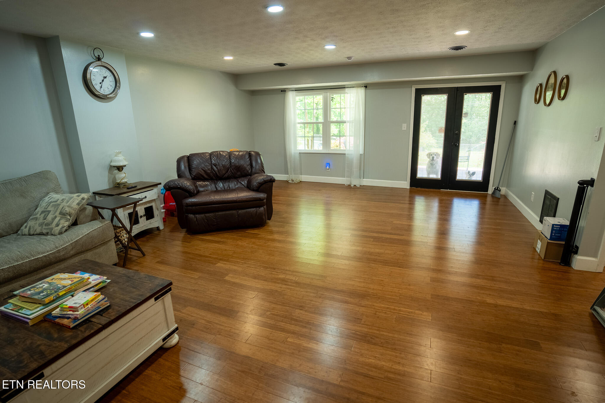 663 W Hills Drive Harriman TN 37748