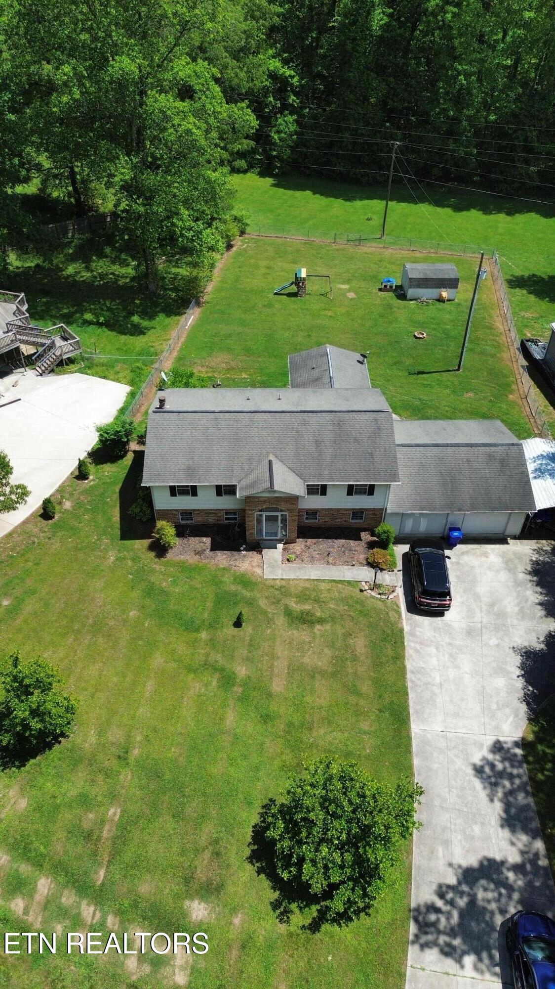 663 W Hills Drive Harriman TN 37748