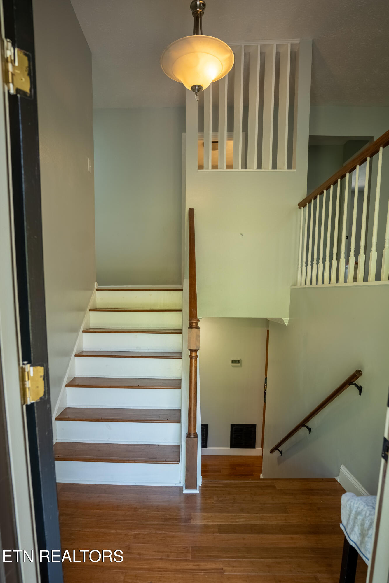 663 W Hills Drive Harriman TN 37748