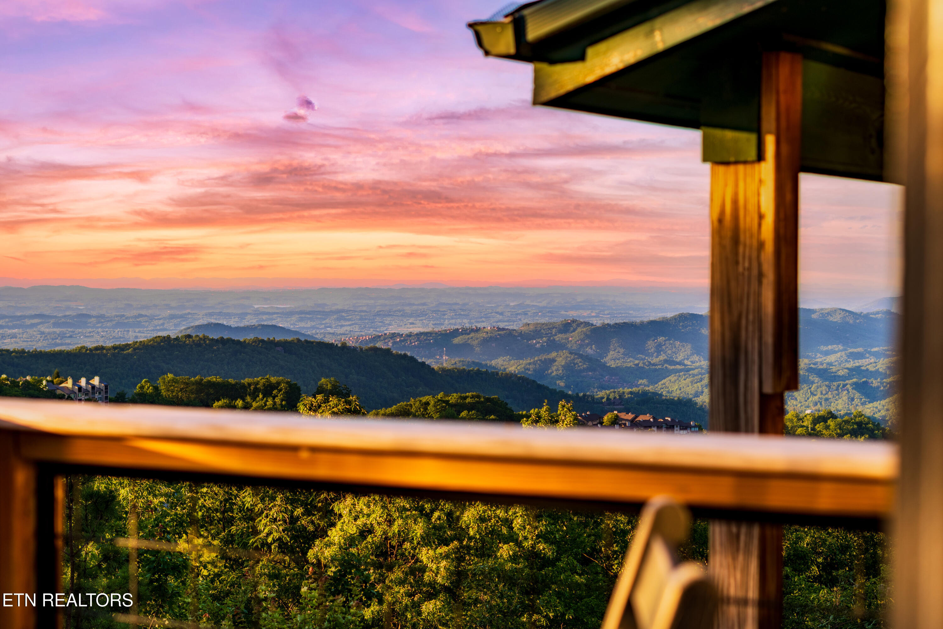 2226 Street Moritz Court Gatlinburg TN 37738