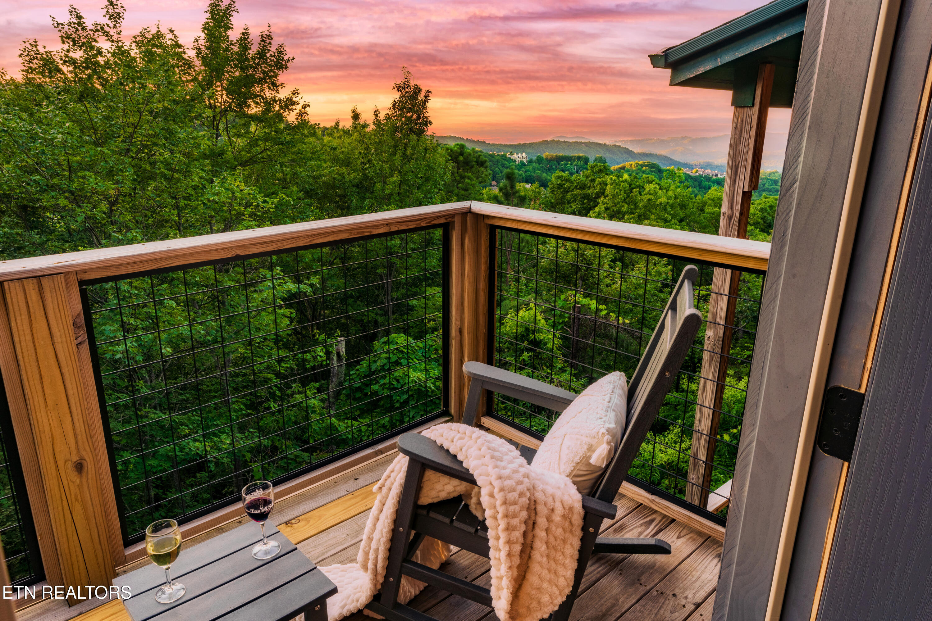 2226 Street Moritz Court Gatlinburg TN 37738