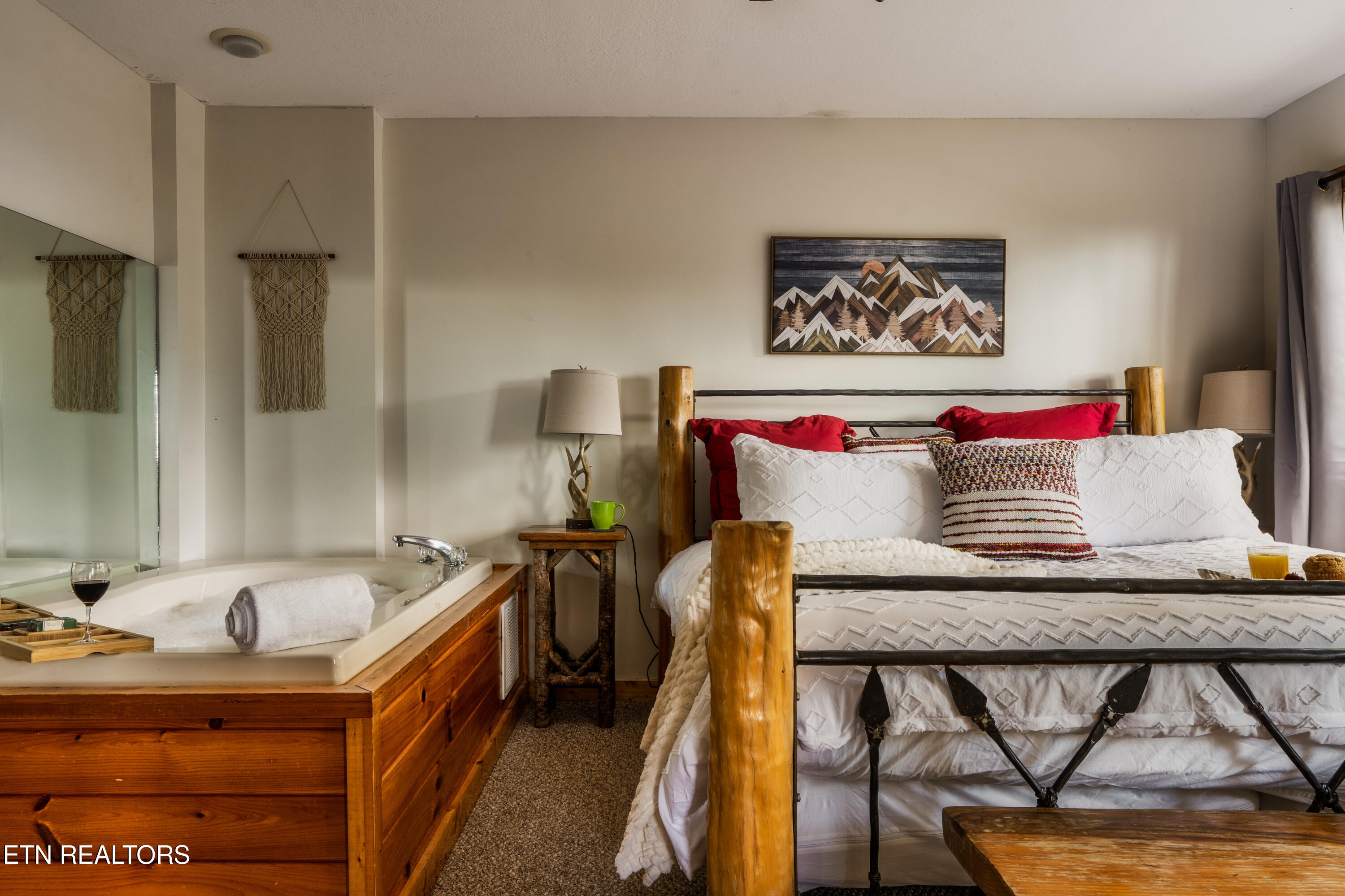 2226 Street Moritz Court Gatlinburg TN 37738