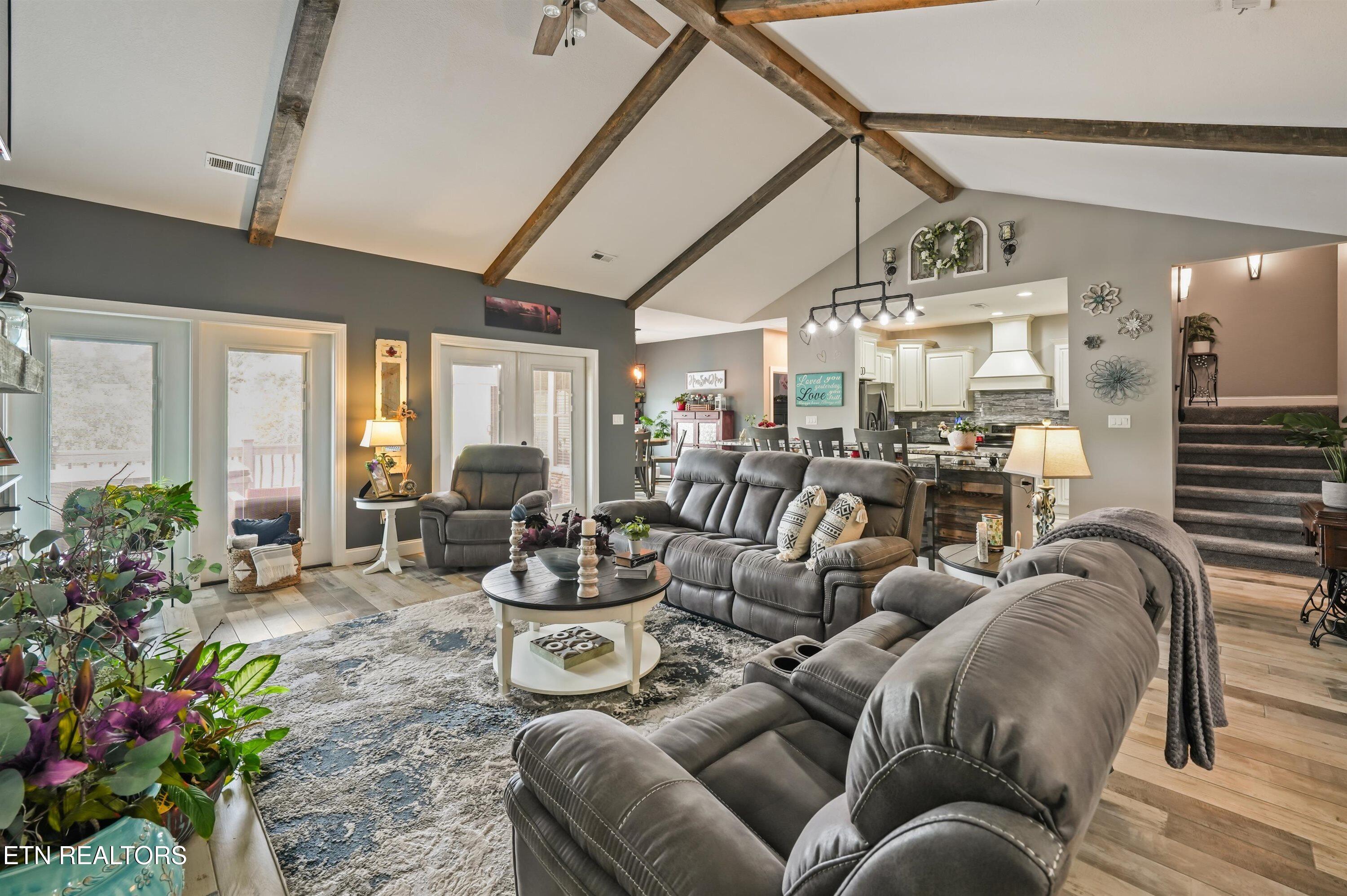 1113 Walker Road Maryville TN 37801