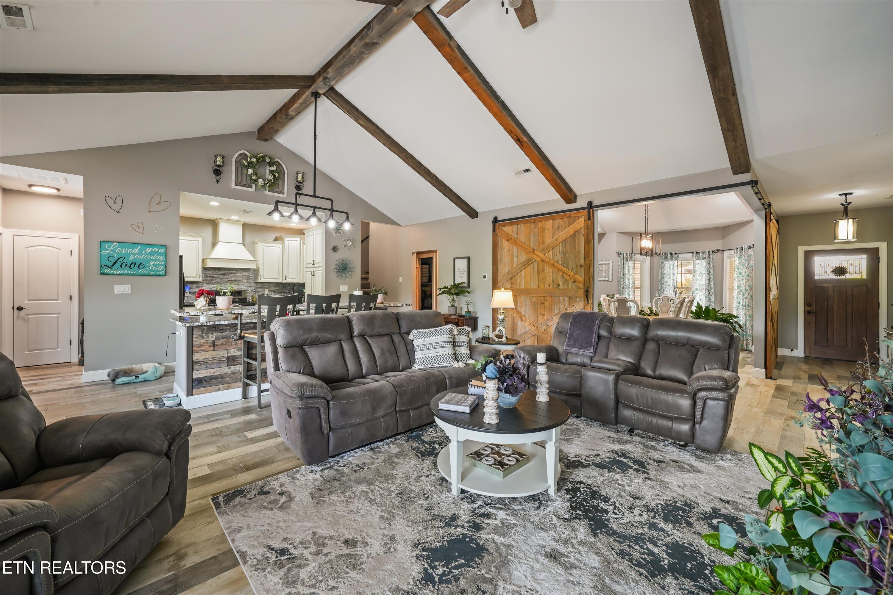 1113 Walker Road Maryville TN 37801