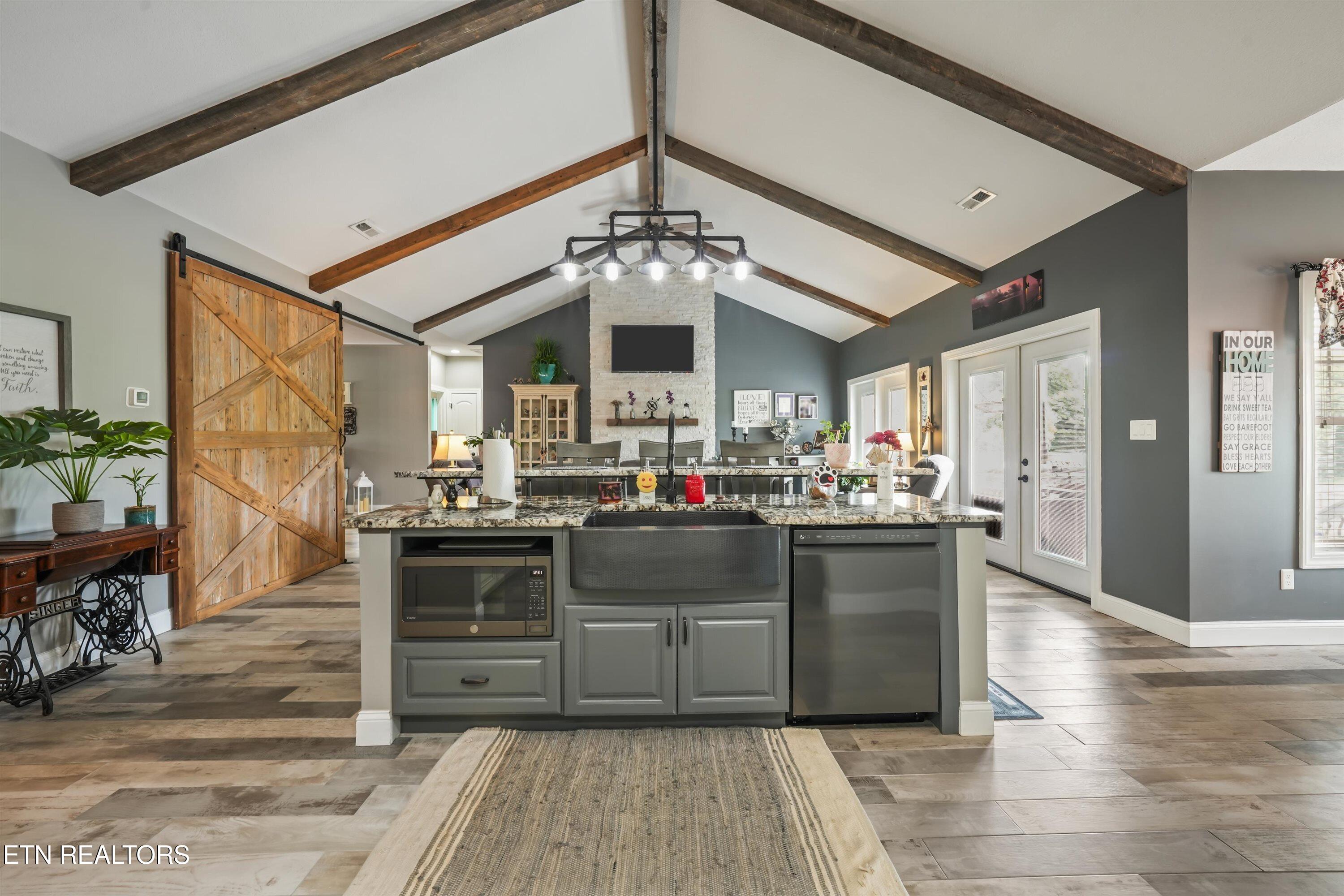 1113 Walker Road Maryville TN 37801