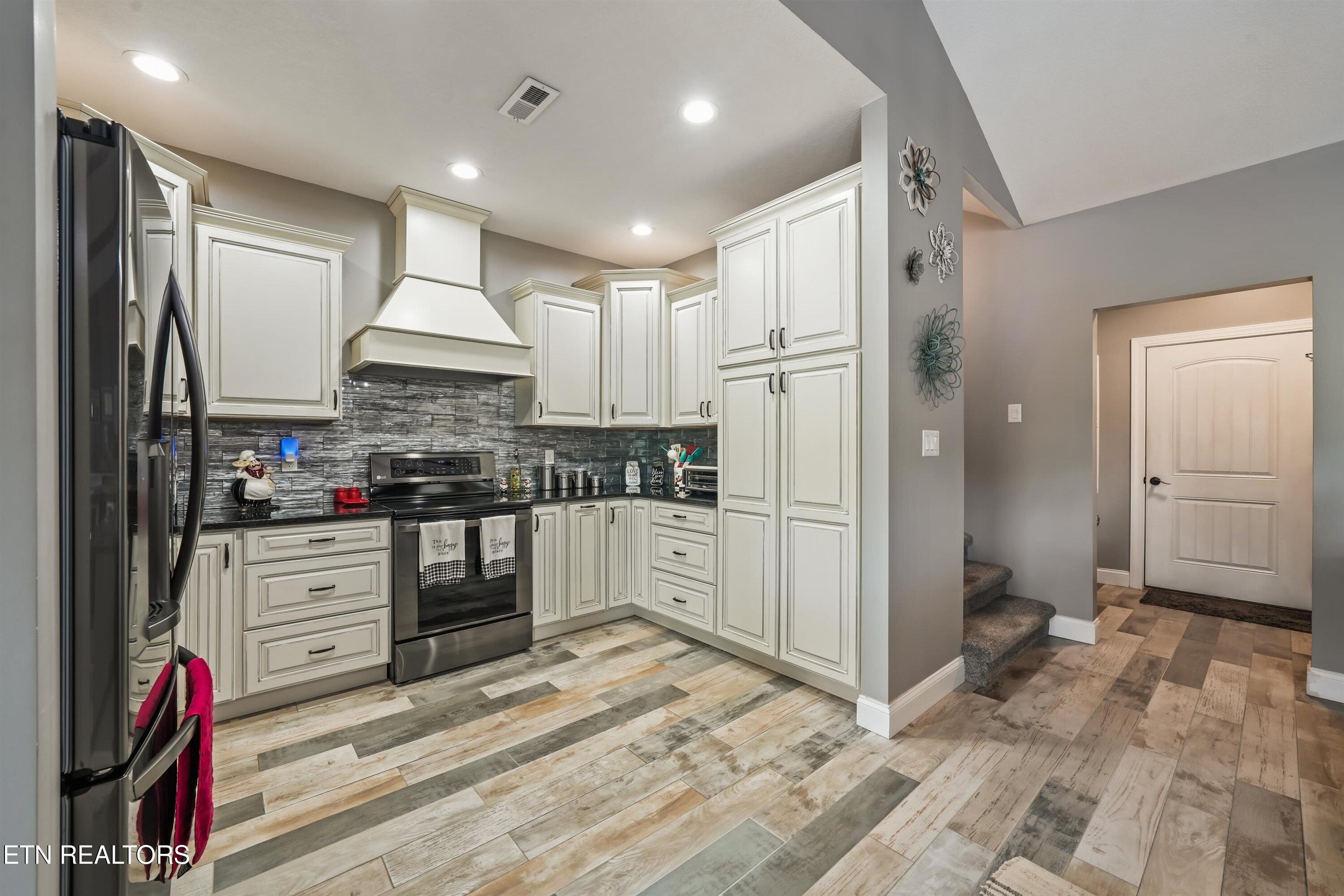 1113 Walker Road Maryville TN 37801
