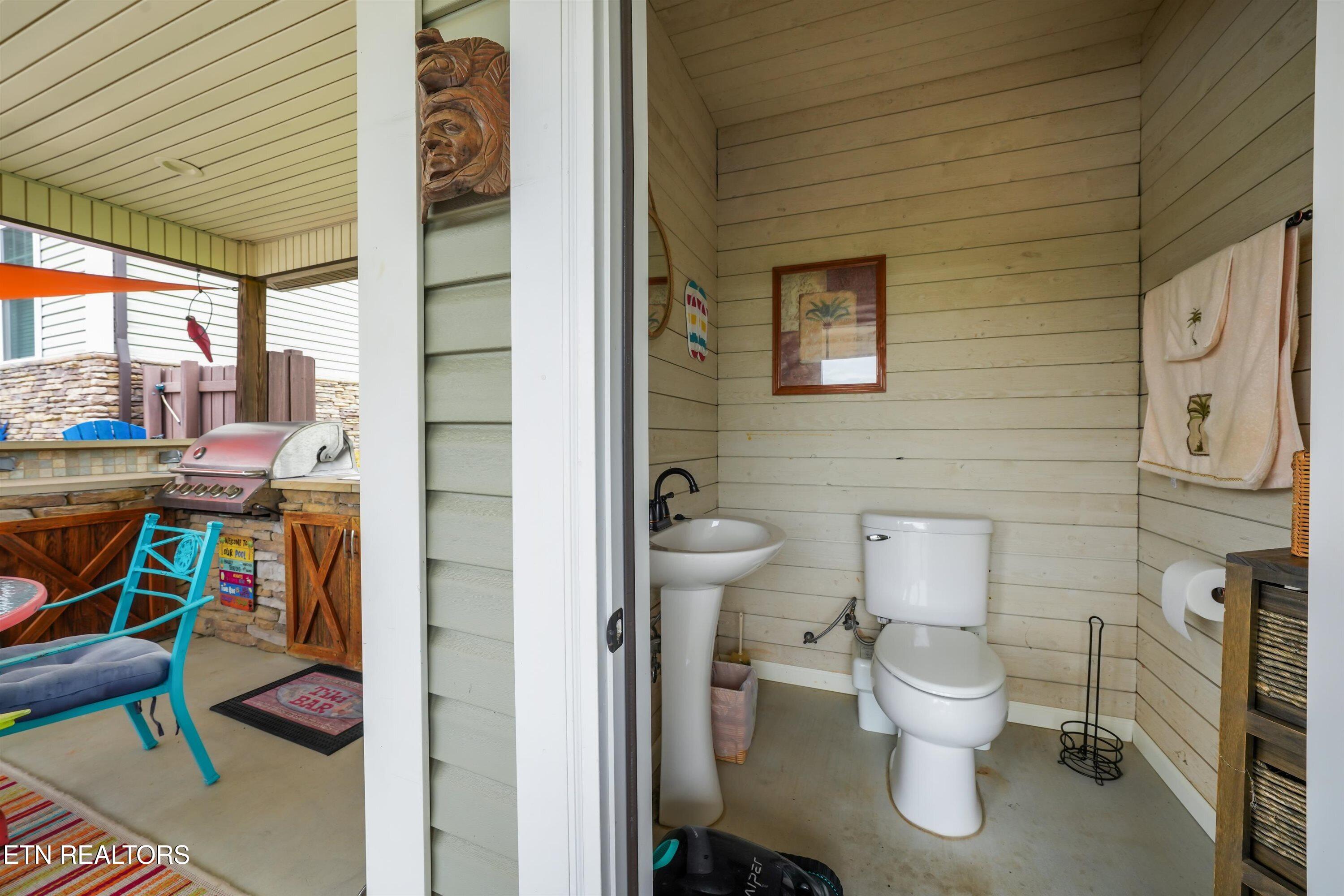 1113 Walker Road Maryville TN 37801