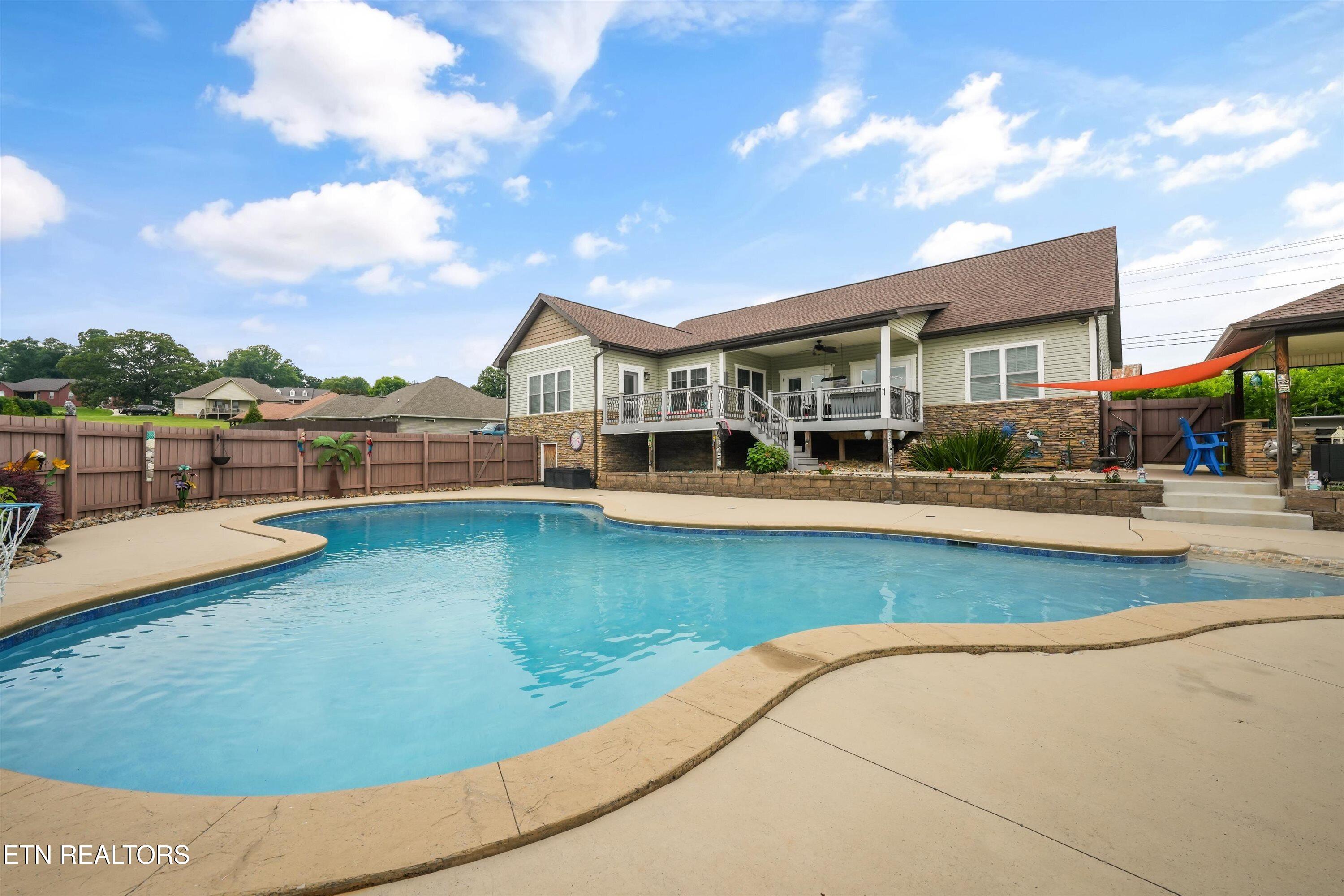1113 Walker Road Maryville TN 37801