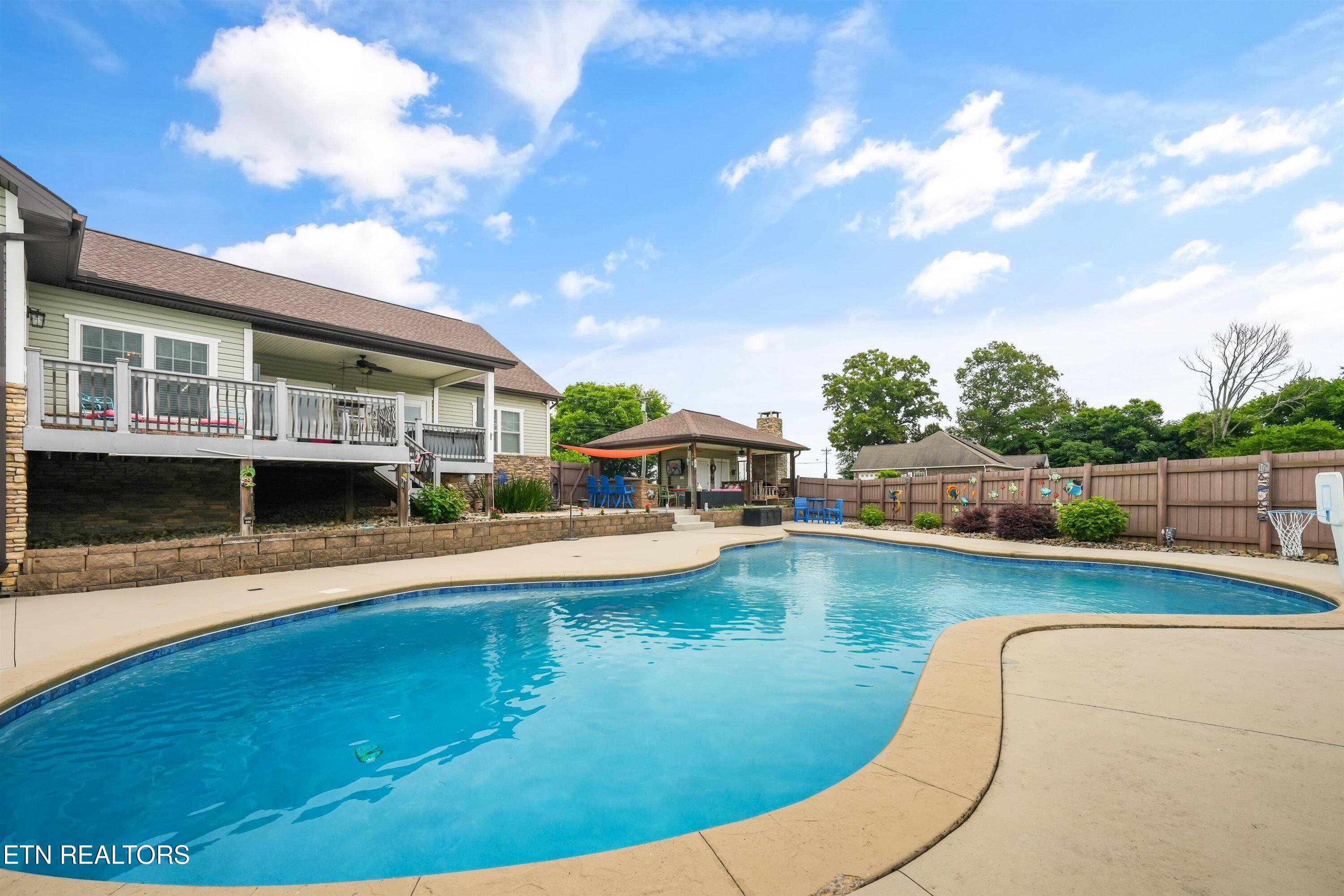 1113 Walker Road Maryville TN 37801