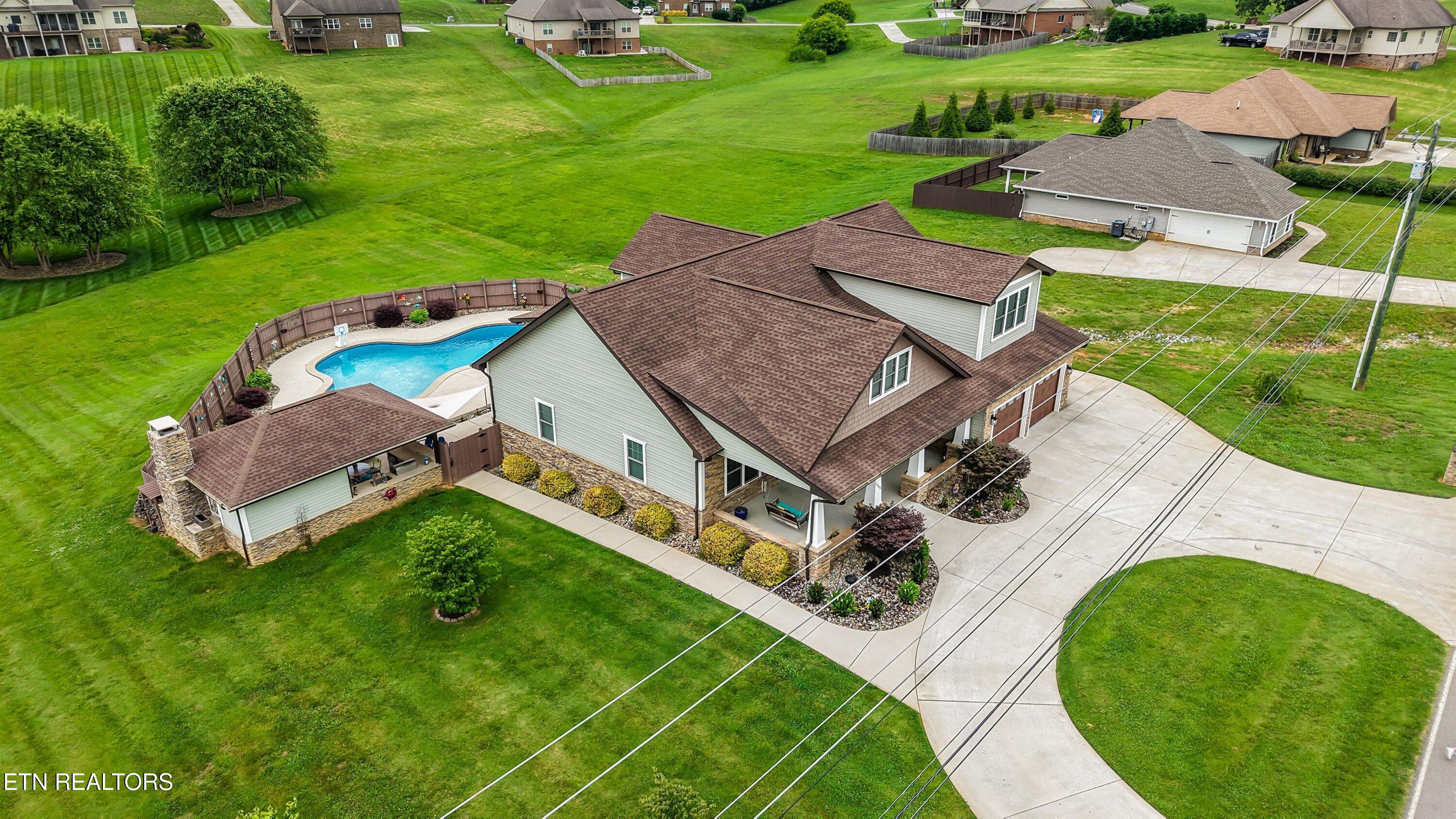 1113 Walker Road Maryville TN 37801