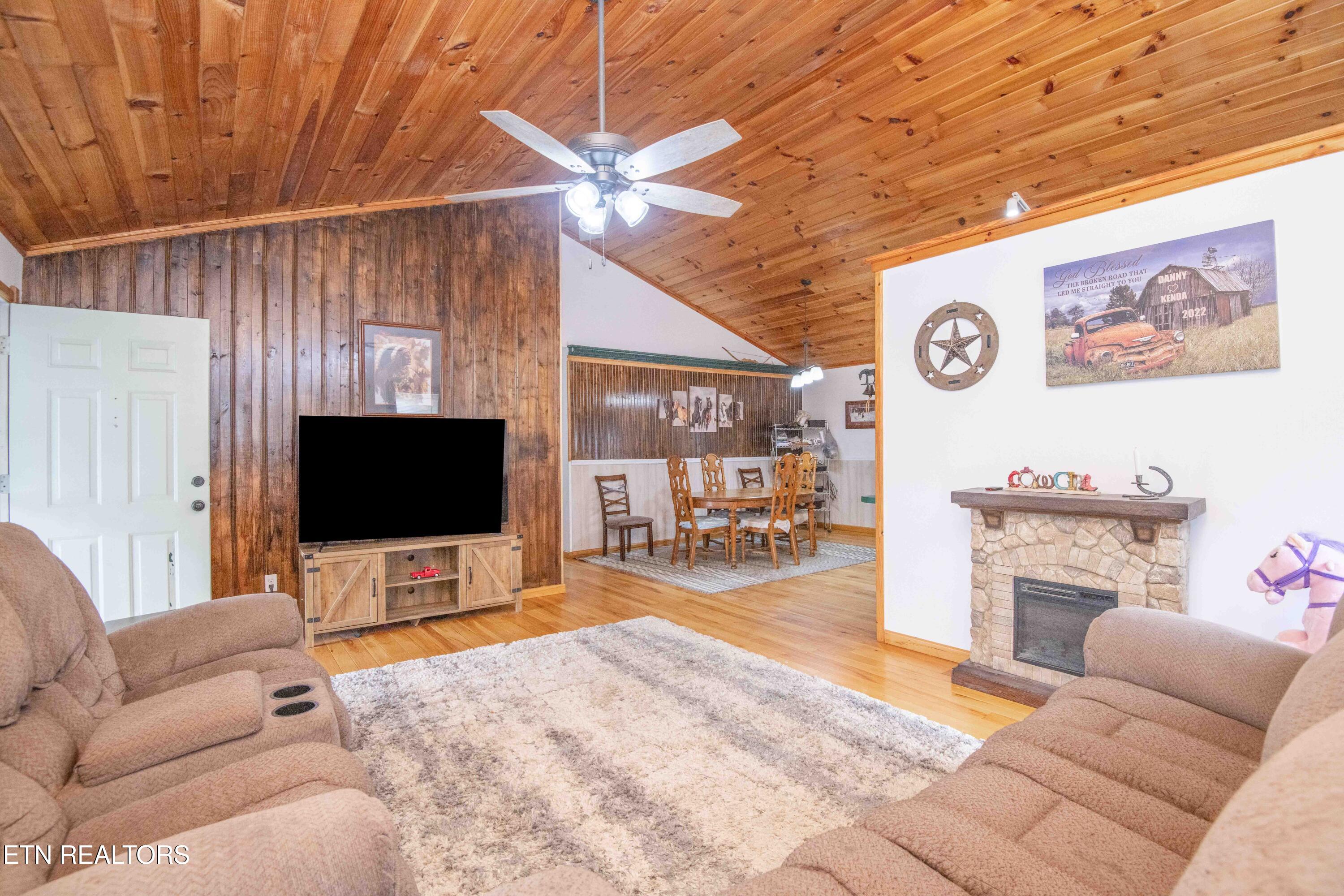 106 County Road 189 Decatur TN 37322