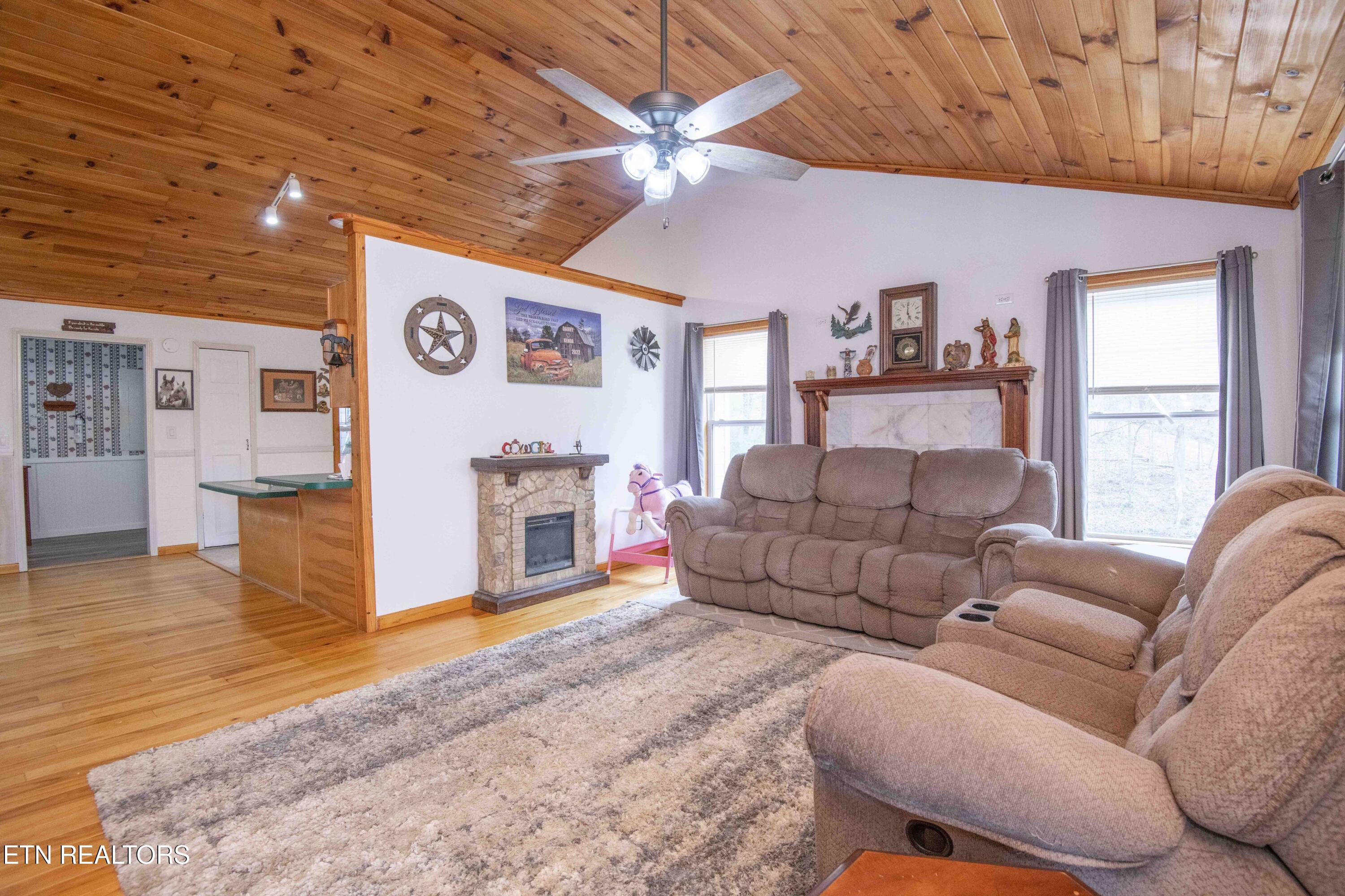 106 County Road 189 Decatur TN 37322