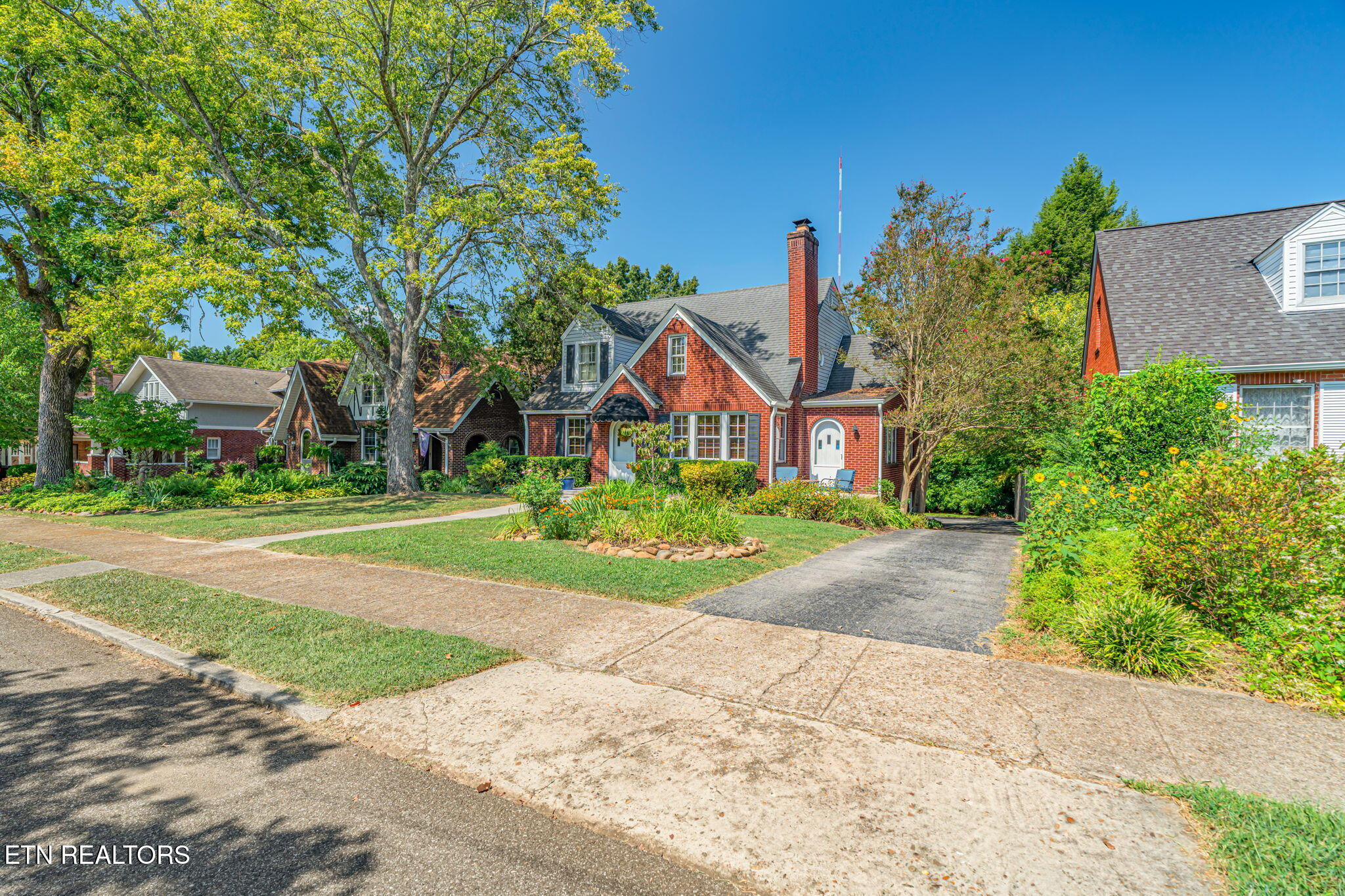 1731 Emoriland Boulevard Knoxville TN 37917