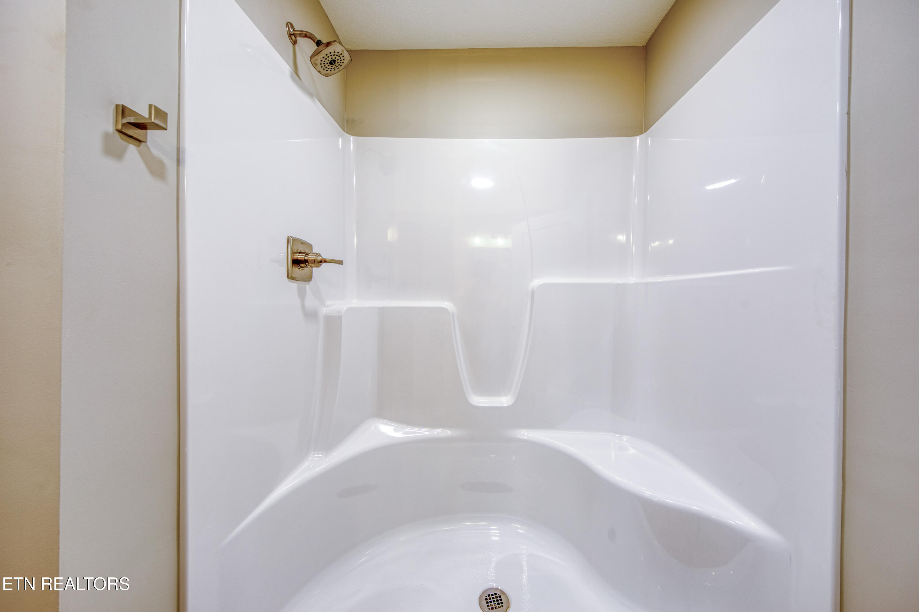 413 Commanche Trail Seymour TN 37865
