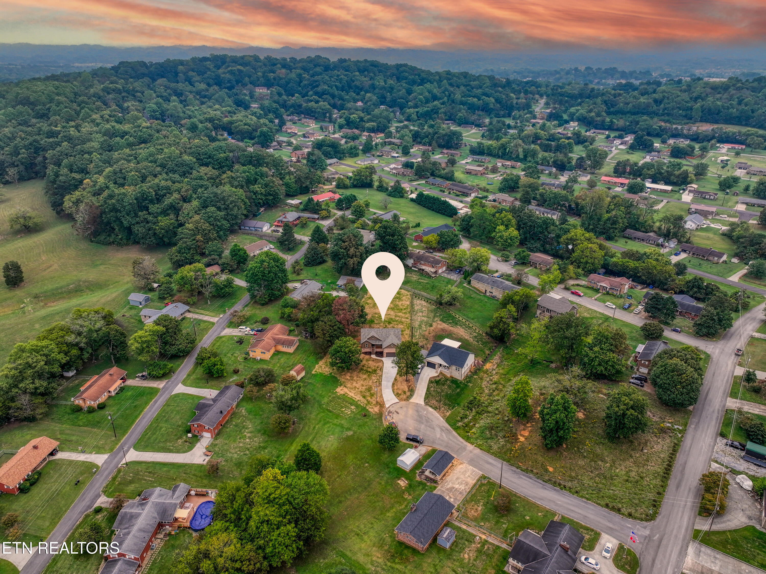 413 Commanche Trail Seymour TN 37865